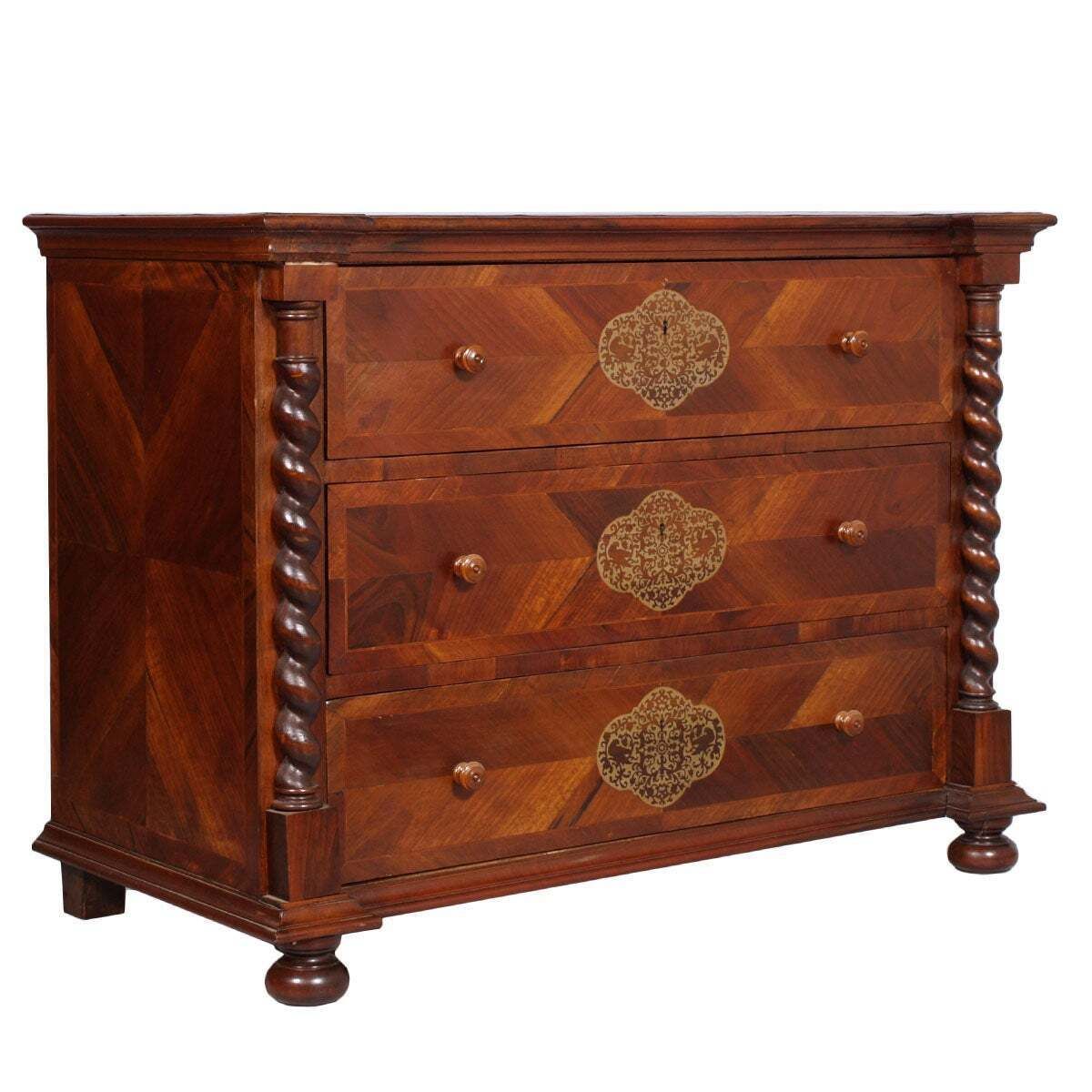 Cabinet baroque des Habsbourg sur commode en noyer, érable et incrustations d'argent, vers 1728 photo vinterior