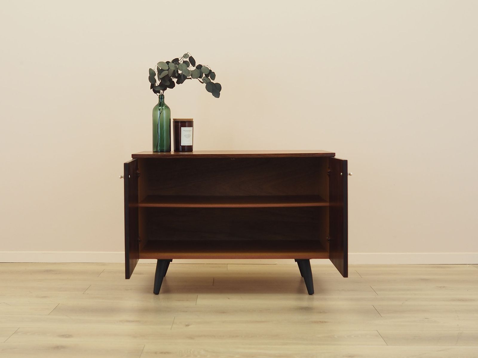Deens kabinet met verstelbare plank, jaren 1970 photo for sale