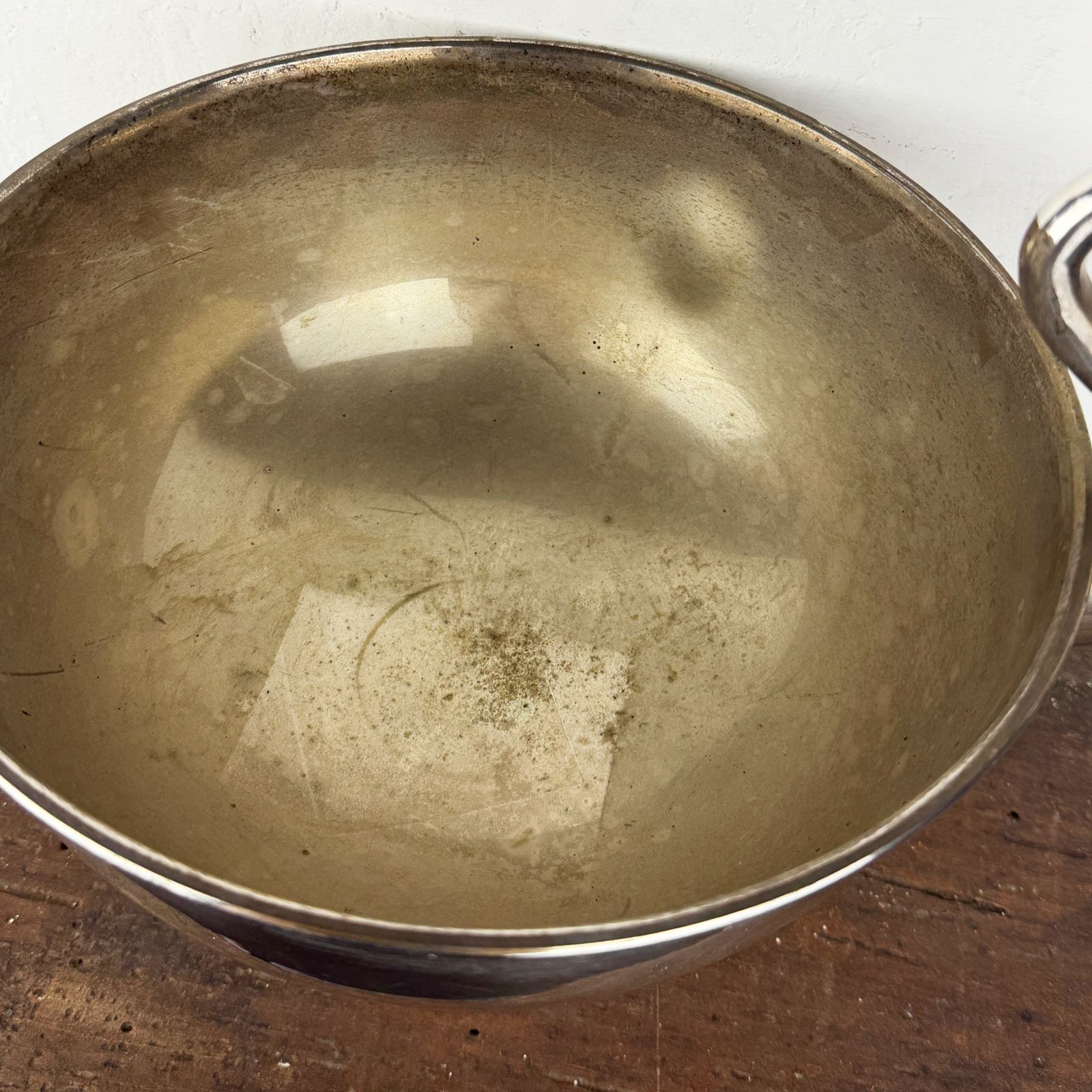 Woonaccessoires Art Deco zwanenmiddelpunt voetstuk schaal, verzilverde emmer met zwanenhandvatten photo