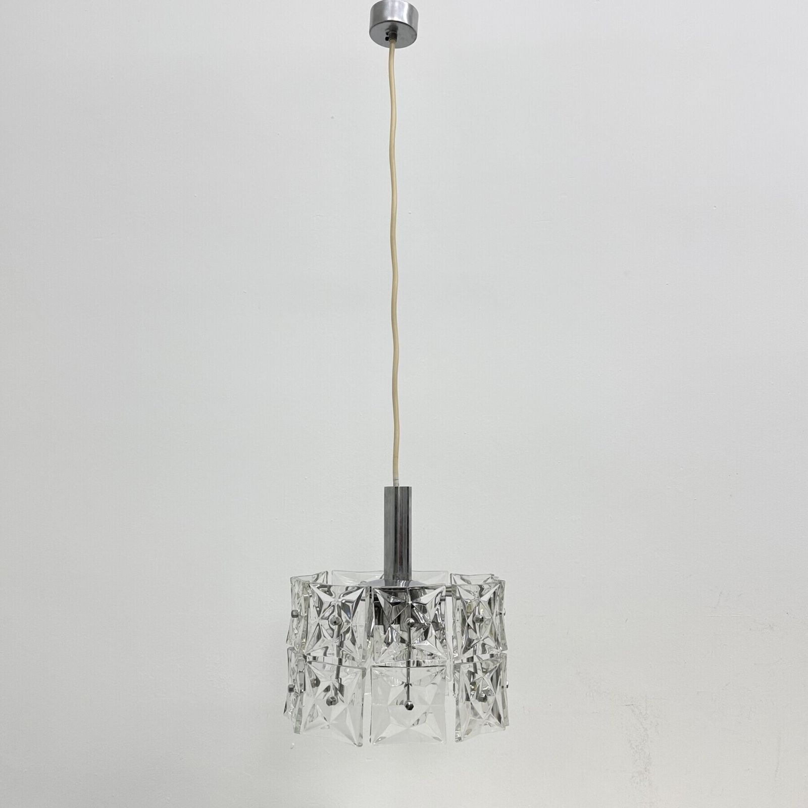 346.0 Mid Century Design Kinkeldey hanglamp, jaren 1970 photo