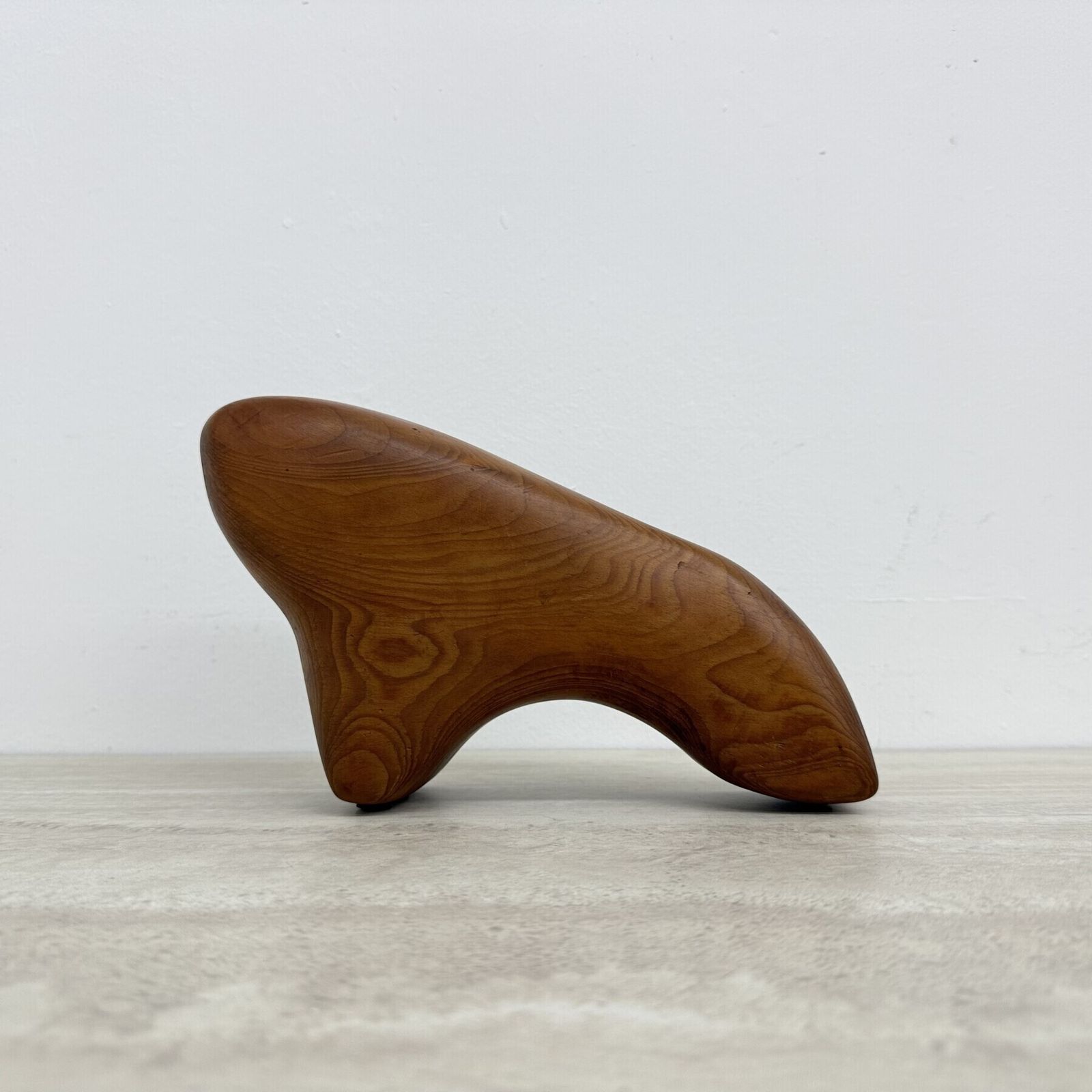 photo for sale Mid-Century abstract houten stier in teak, jaren 1970