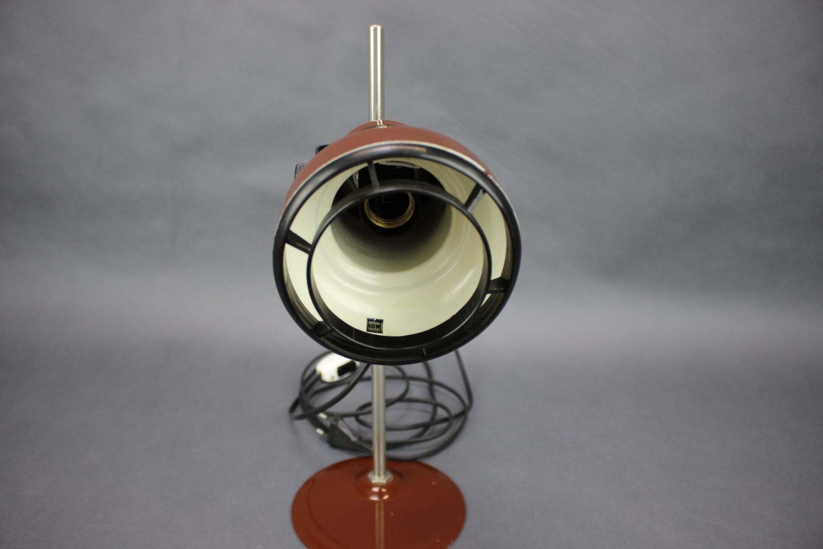Lampe de table Space Age hongroise en émail brun, années 1970 photo for sale