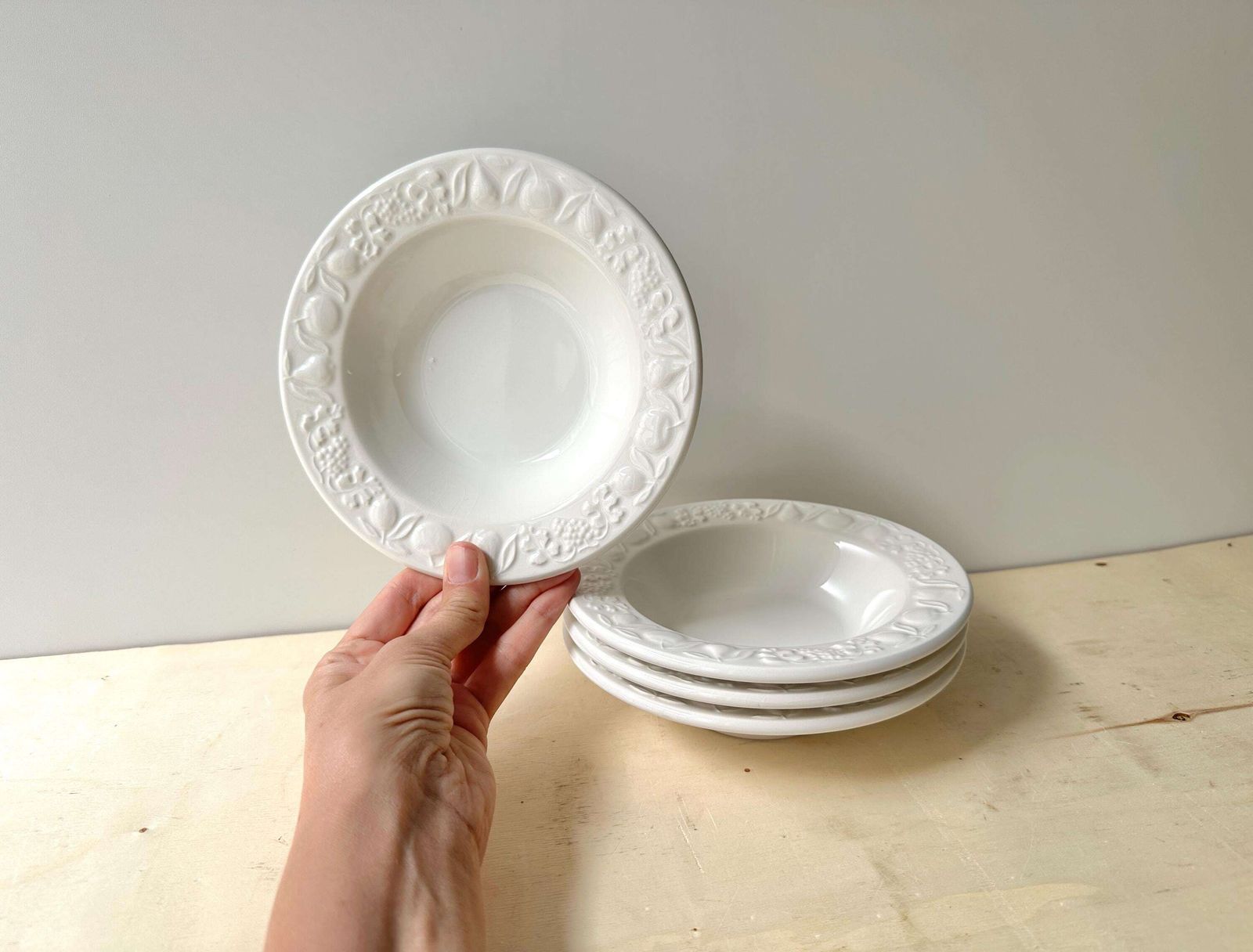 Set van 4 Ontbijtkommen van Franco Giorgi voor Quadrifoglio, Vintage Italiaans Keramisch Servies met Fruitmotief, jaren 80