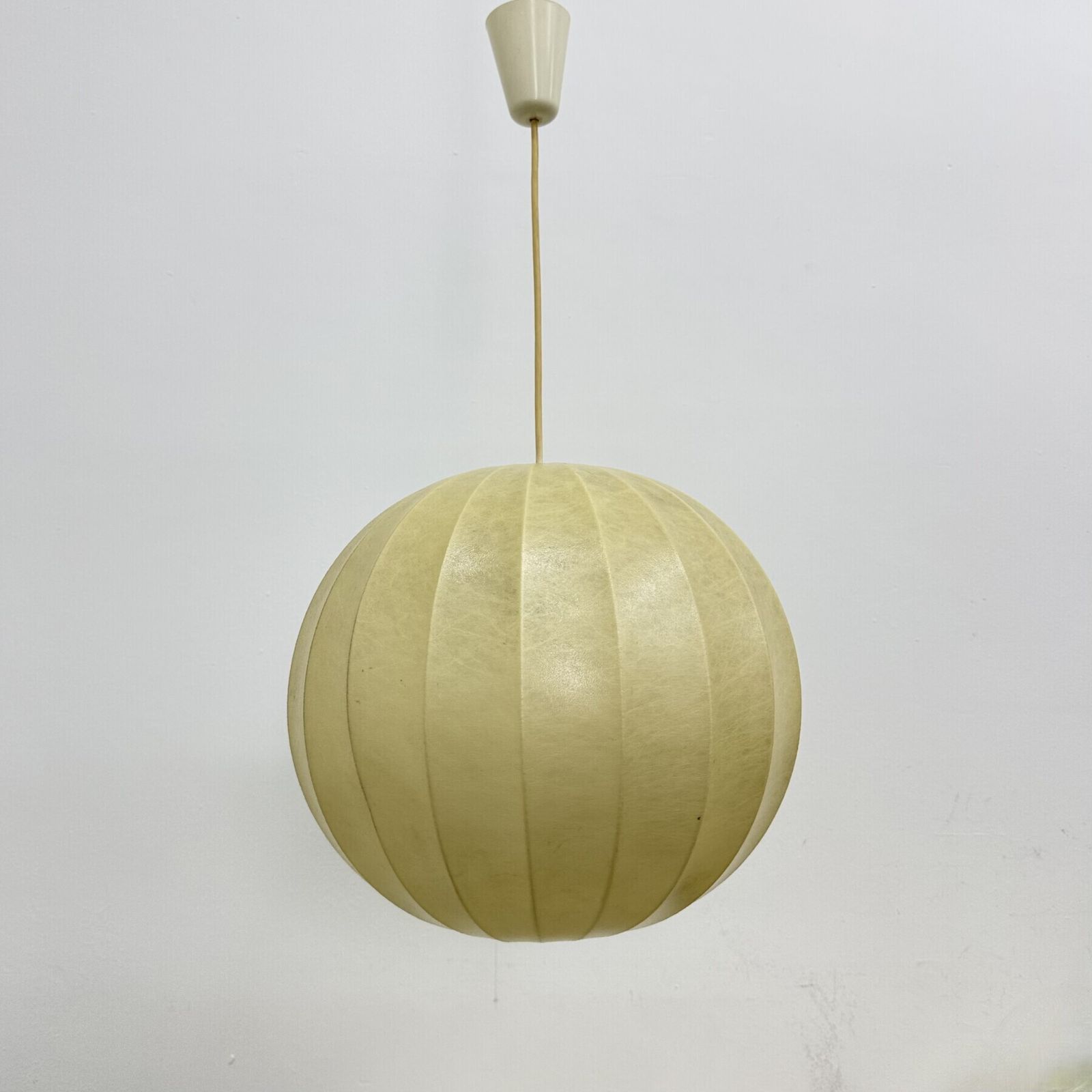 photo for sale Cocoon hanglamp, jaren 1970, Duitsland