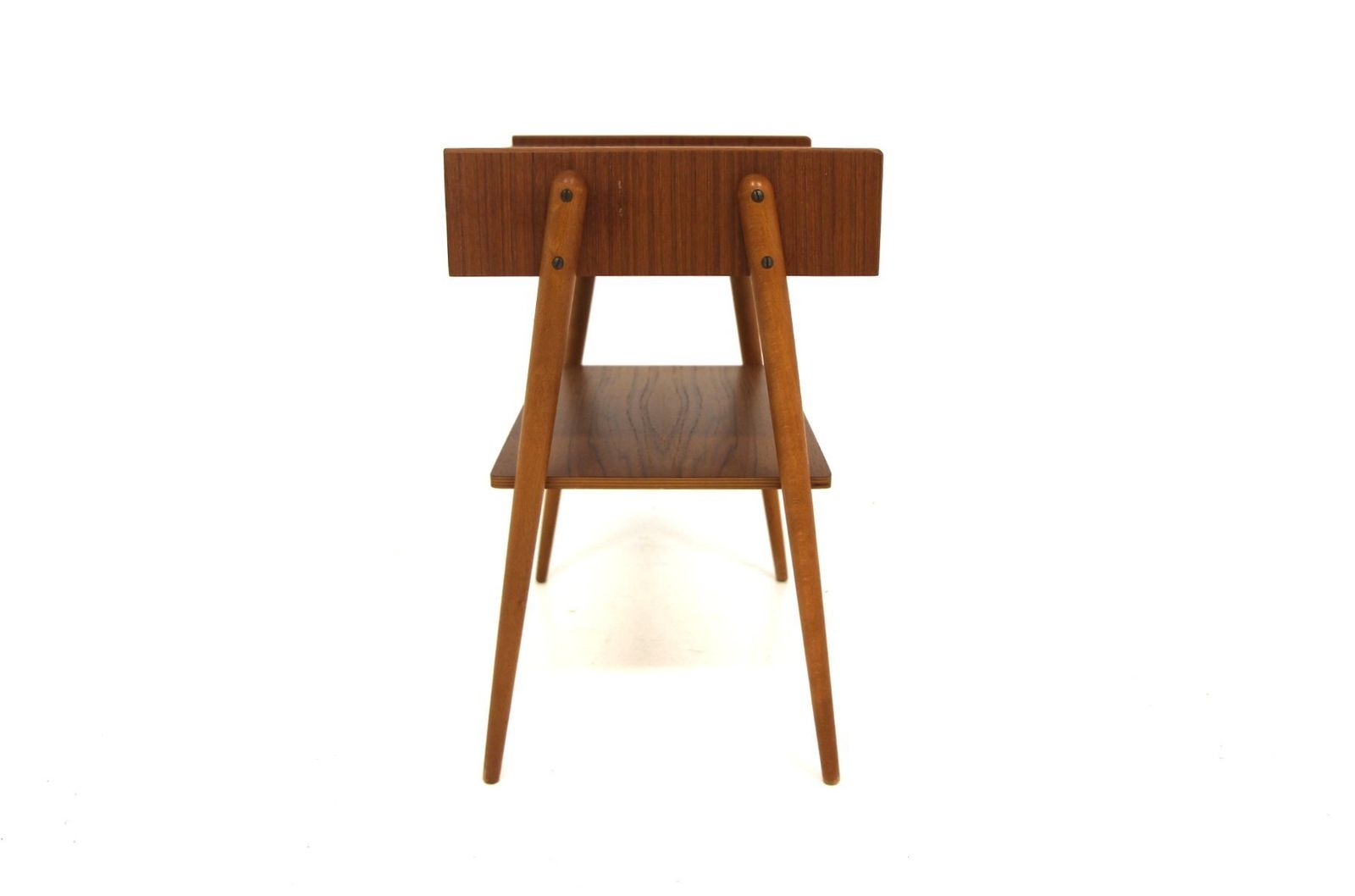 Table de chevet scandinave en teck par Ab Carlströms, Suède, 1960. photo furniture