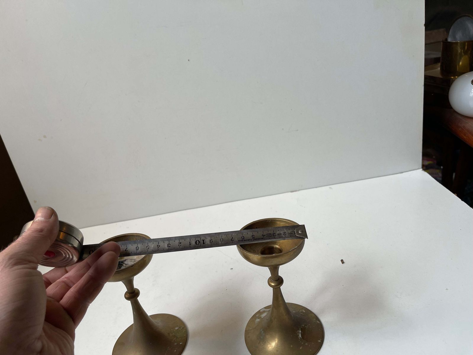 Bougeoirs scandinaves mid-century en laiton, années 1960, lot de 2 photo buy