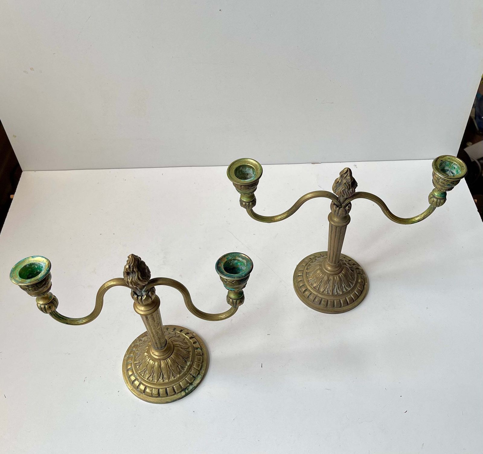 Chandeliers d'époque de style Louis XIV en bronze, lot de 2 photo vintage