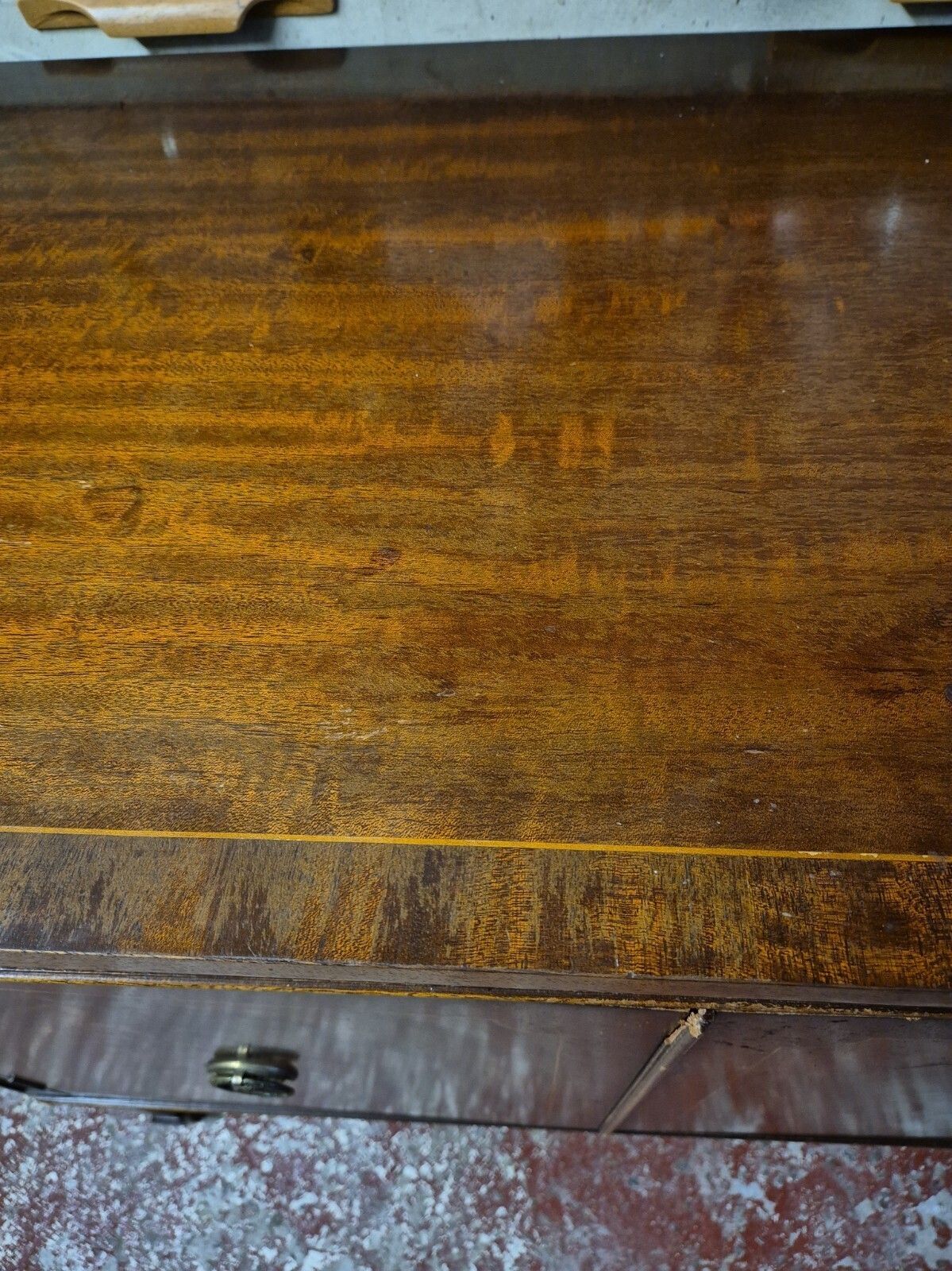 photo vintage Vintage Art Deco Style Flame Mahogany Double Door Sideboard