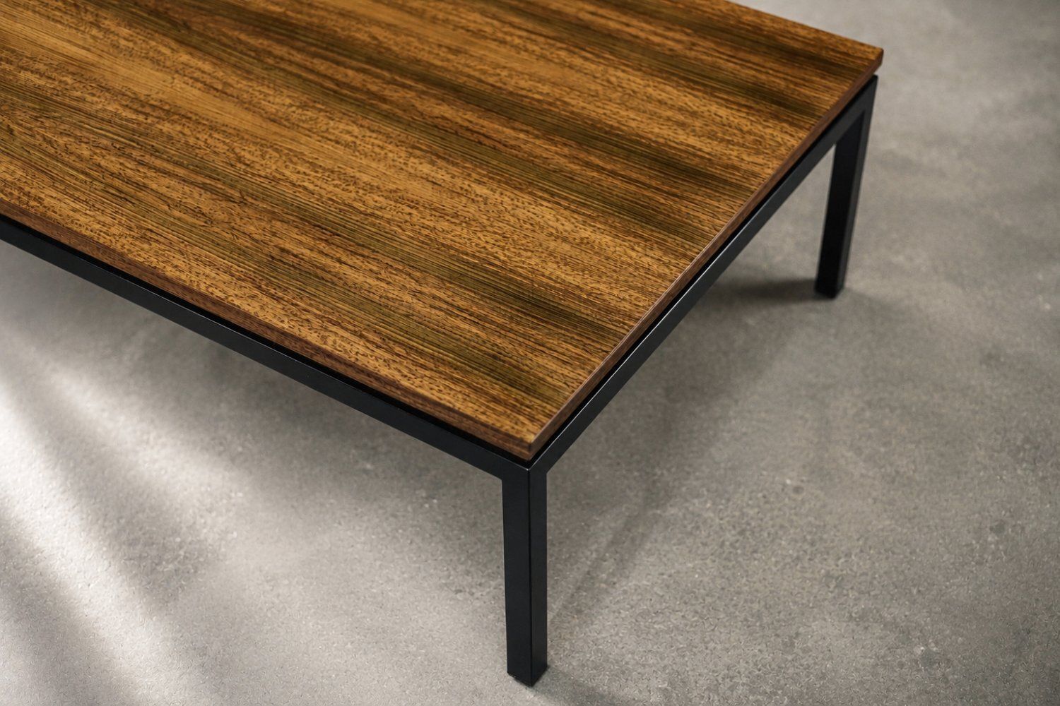 Mid-Century Modern teakhouten salontafel, Denemarken, jaren 1970 photo vinterior
