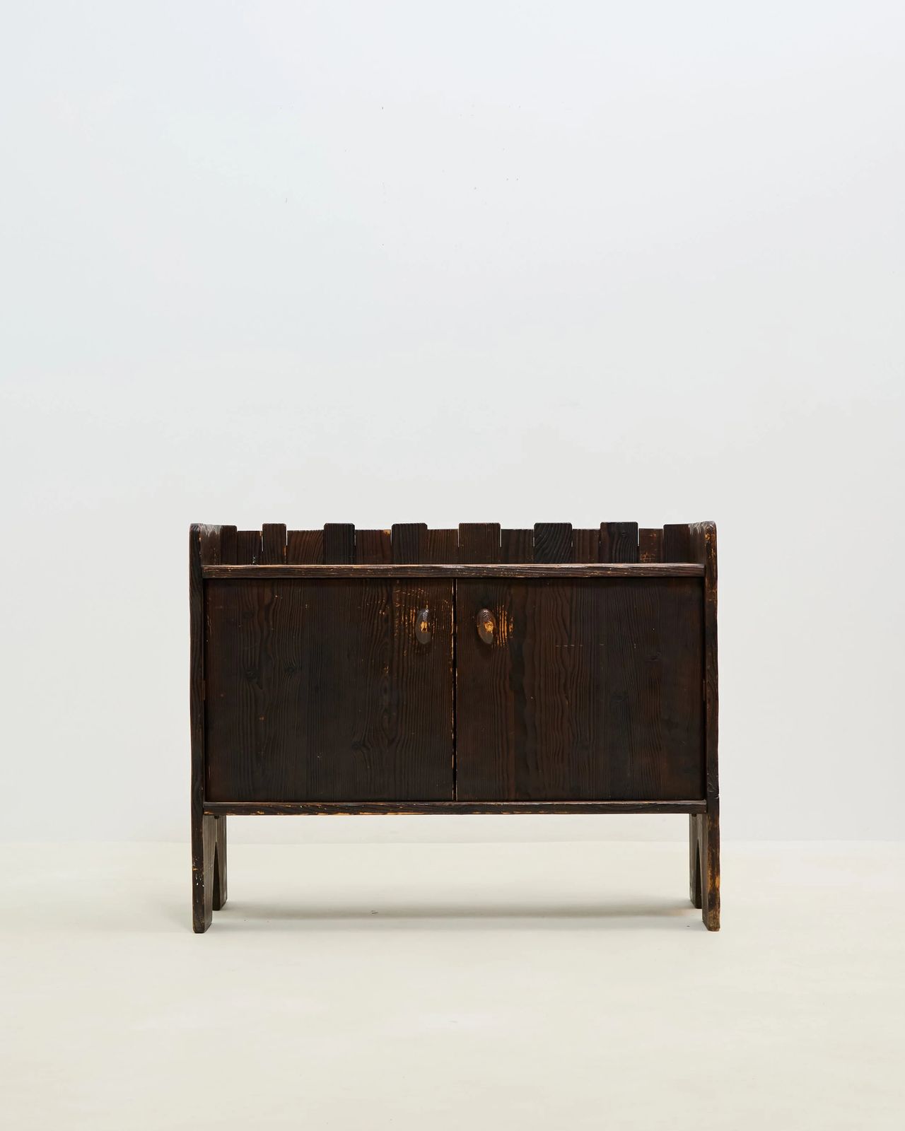 Brutalist Cabinet, jaren 1970 photo furniture
