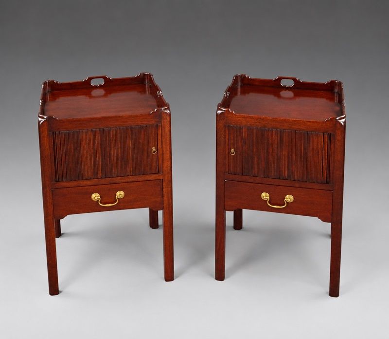 Een paar bedside cupboards in Georgische stijl photo 2450.0