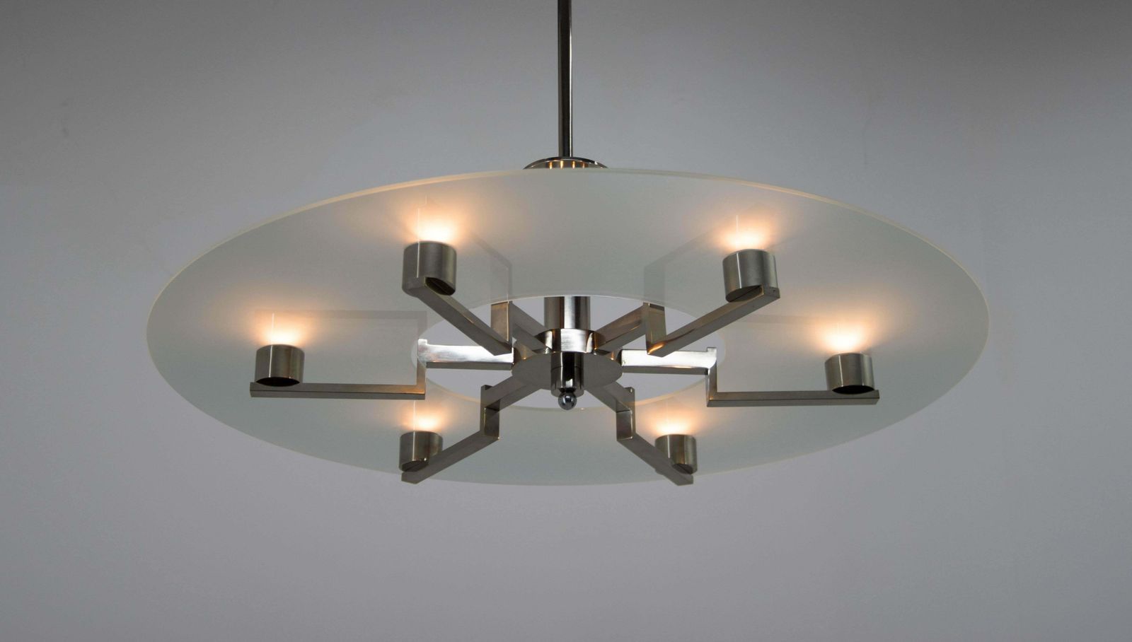 Grote functionalistische kroonluchter met 6 vlammen, vernikkeld, jaren 1930 photo Verlichting