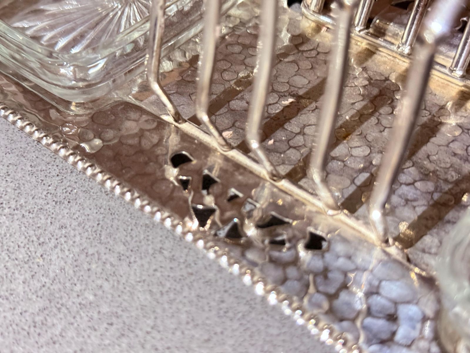 Art Deco Silver Plated Toast Rack, Matching Hammered Tray Crystal Butter Dishes photo vinterior