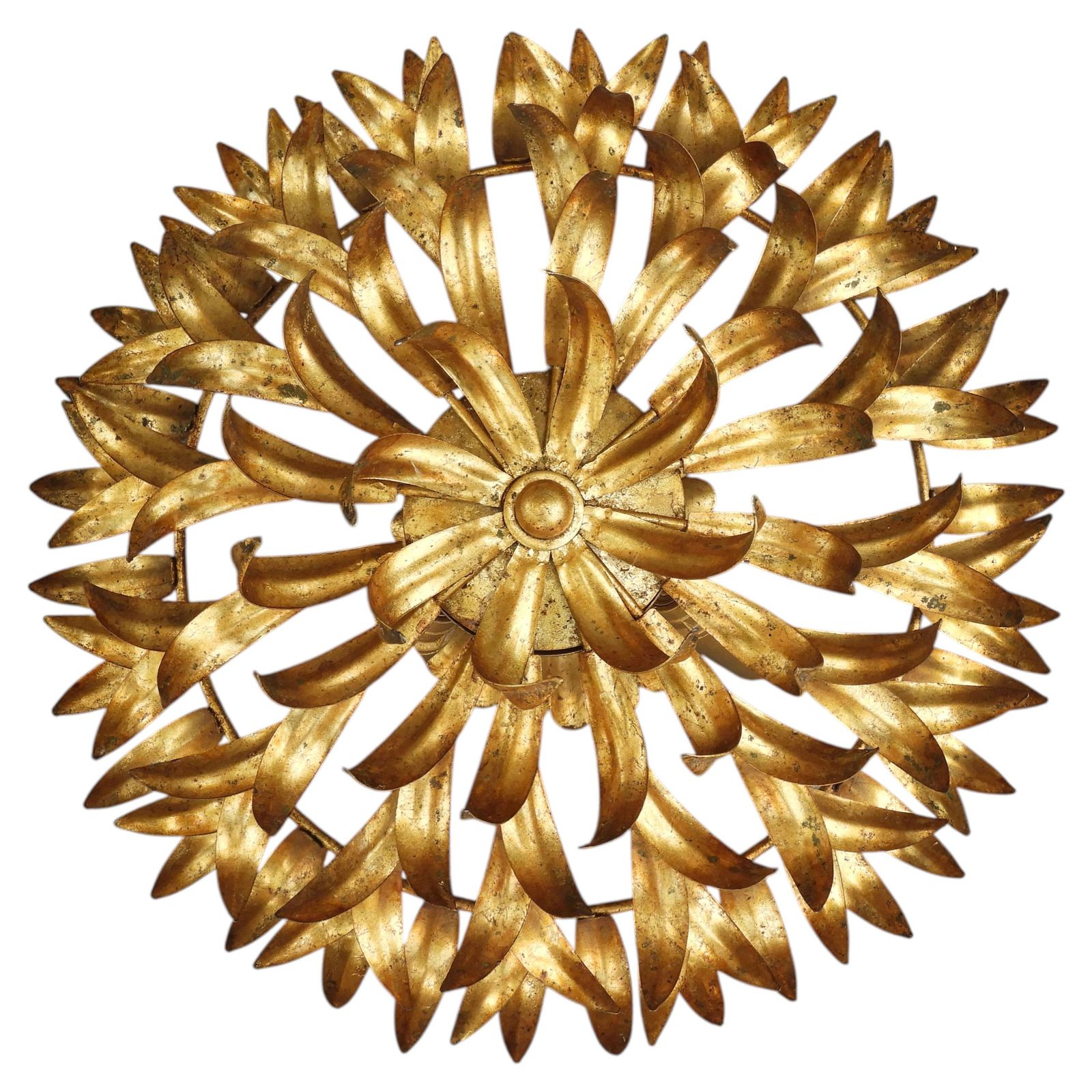 Spaanse mid-century vergulde ijzeren bladeren plafondlamp, ca. jaren 1950