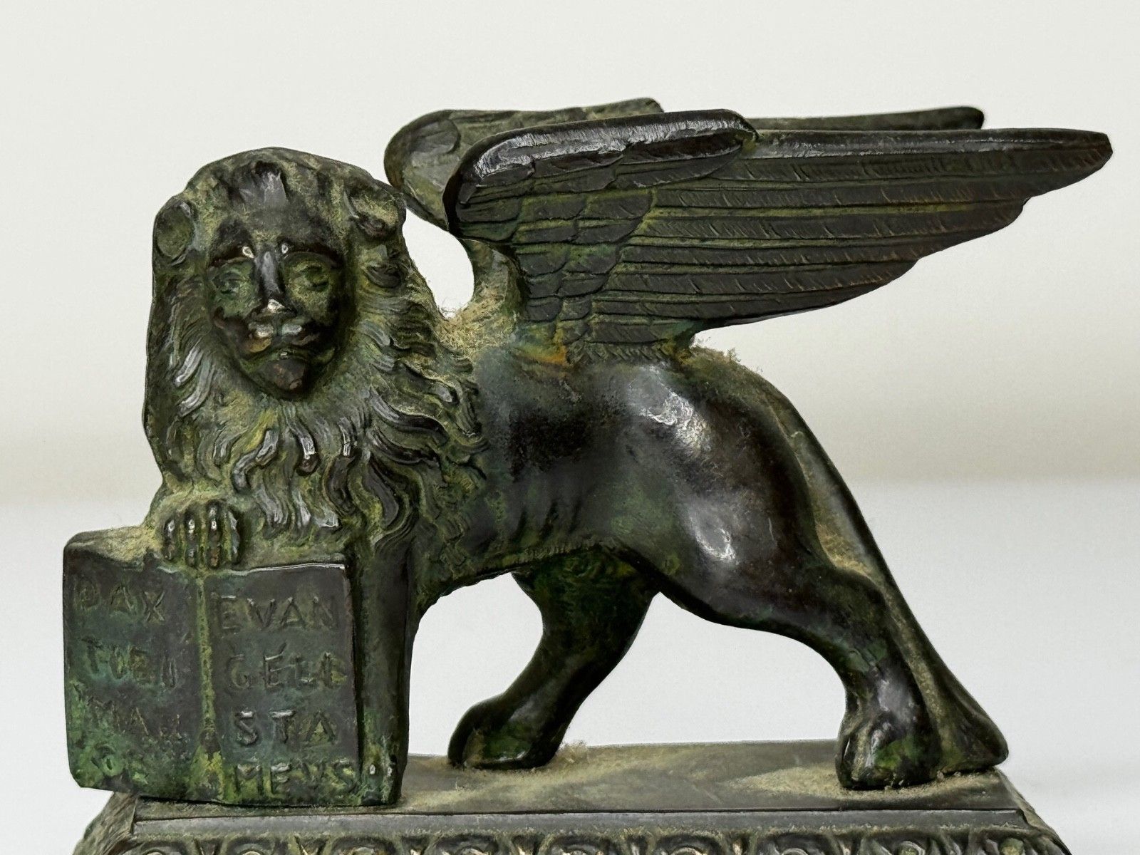 Antiek Neoklassiek Bronzen Gevleugelde Leeuw van Sint Marcus, Venetiaans Grand Tour, ca. 1820 photo furniture