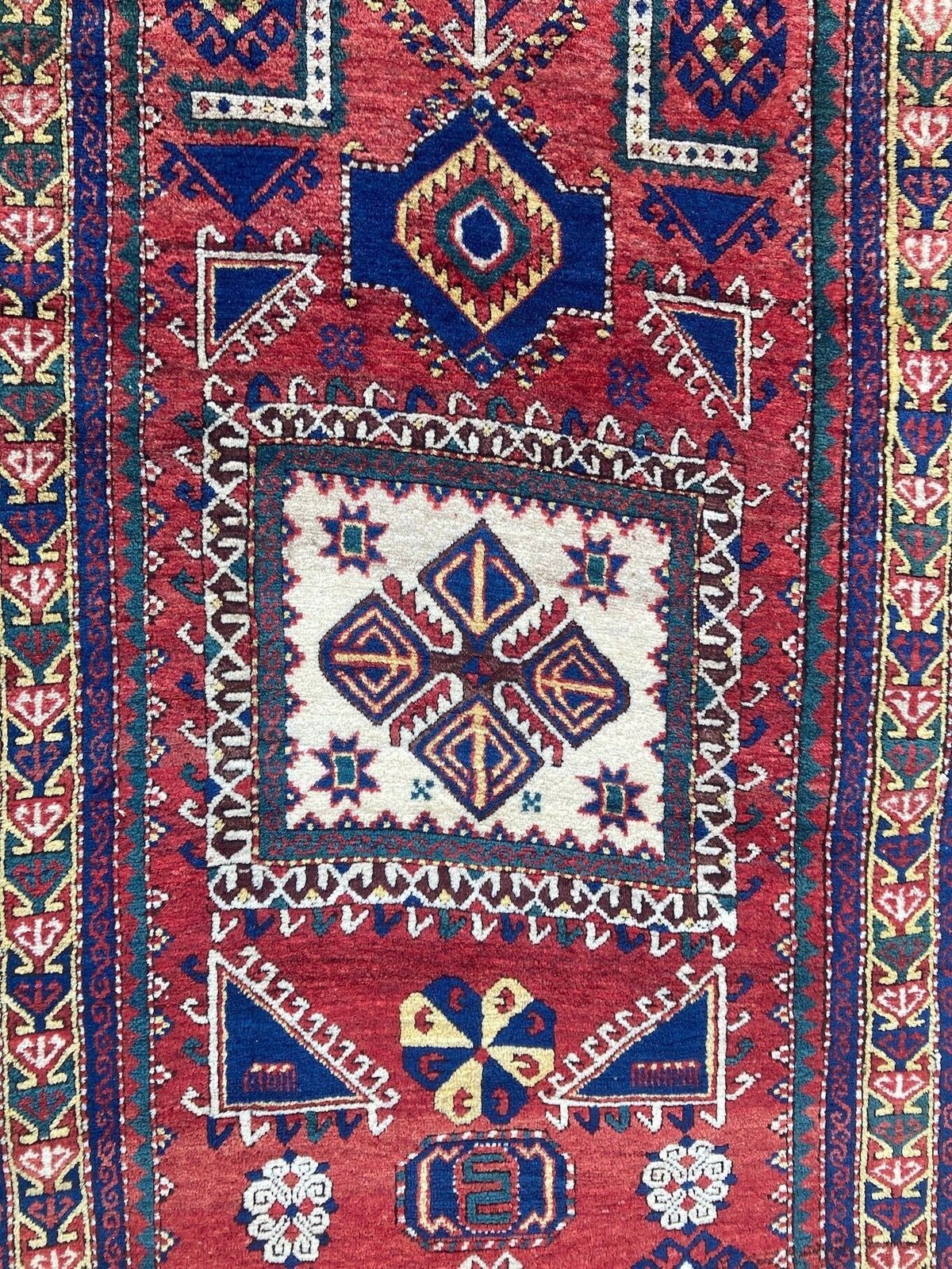 photo vinterior Antiek Kaukasisch Fachralo Kazak Gebedskleed 2,48m x 1,30m