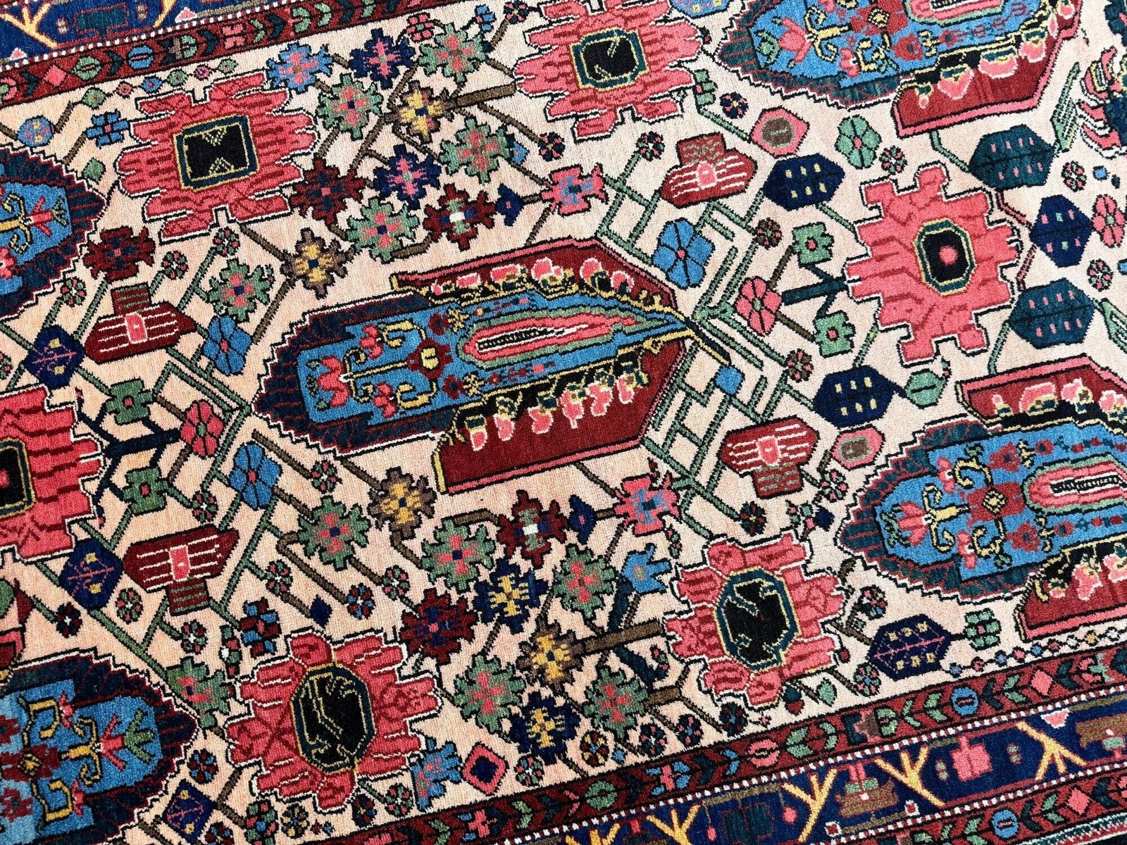 Textiel Antiek Bakhtiar tapijt 2,08 m x 1,43 m photo