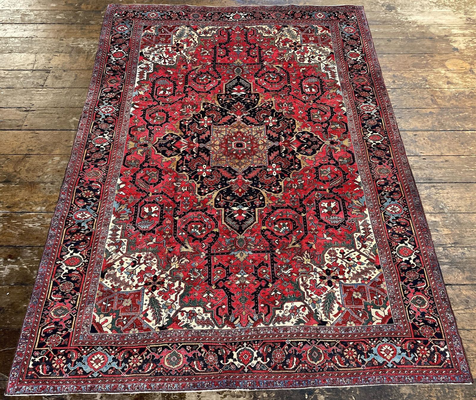 Antique Heriz Carpet 3.68m X 2.65m photo Textiles
