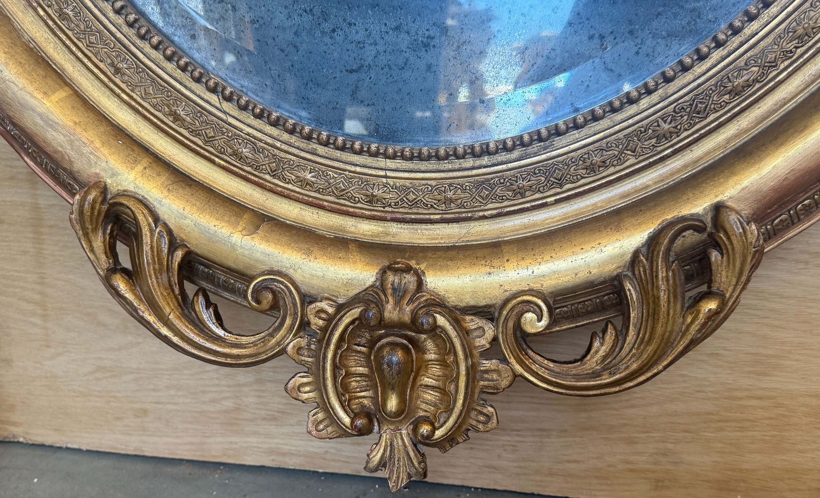 19th Century European Giltwood Oval Heraldic Mirror With Coat Of Arms photo buy