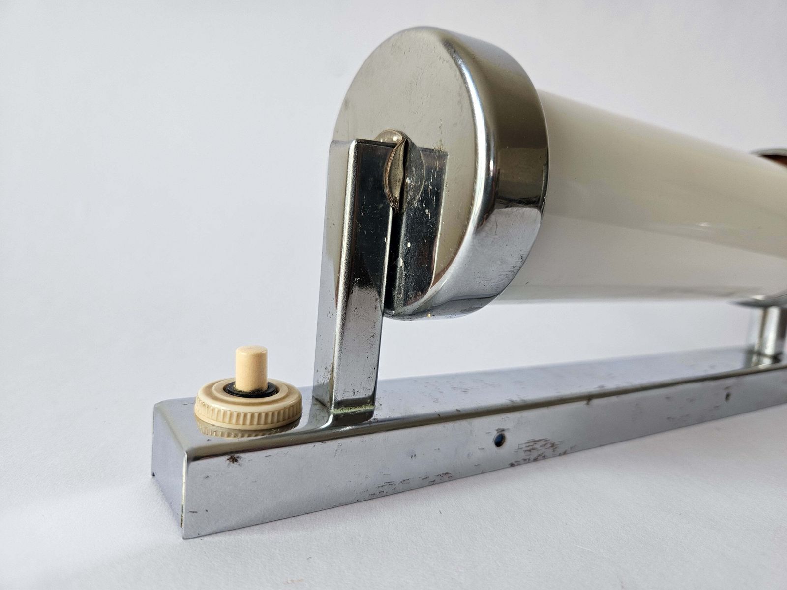 photo for sale Zeldzame chromen wandlamp, Bauhaus, art deco, functionalisme, jaren 1930