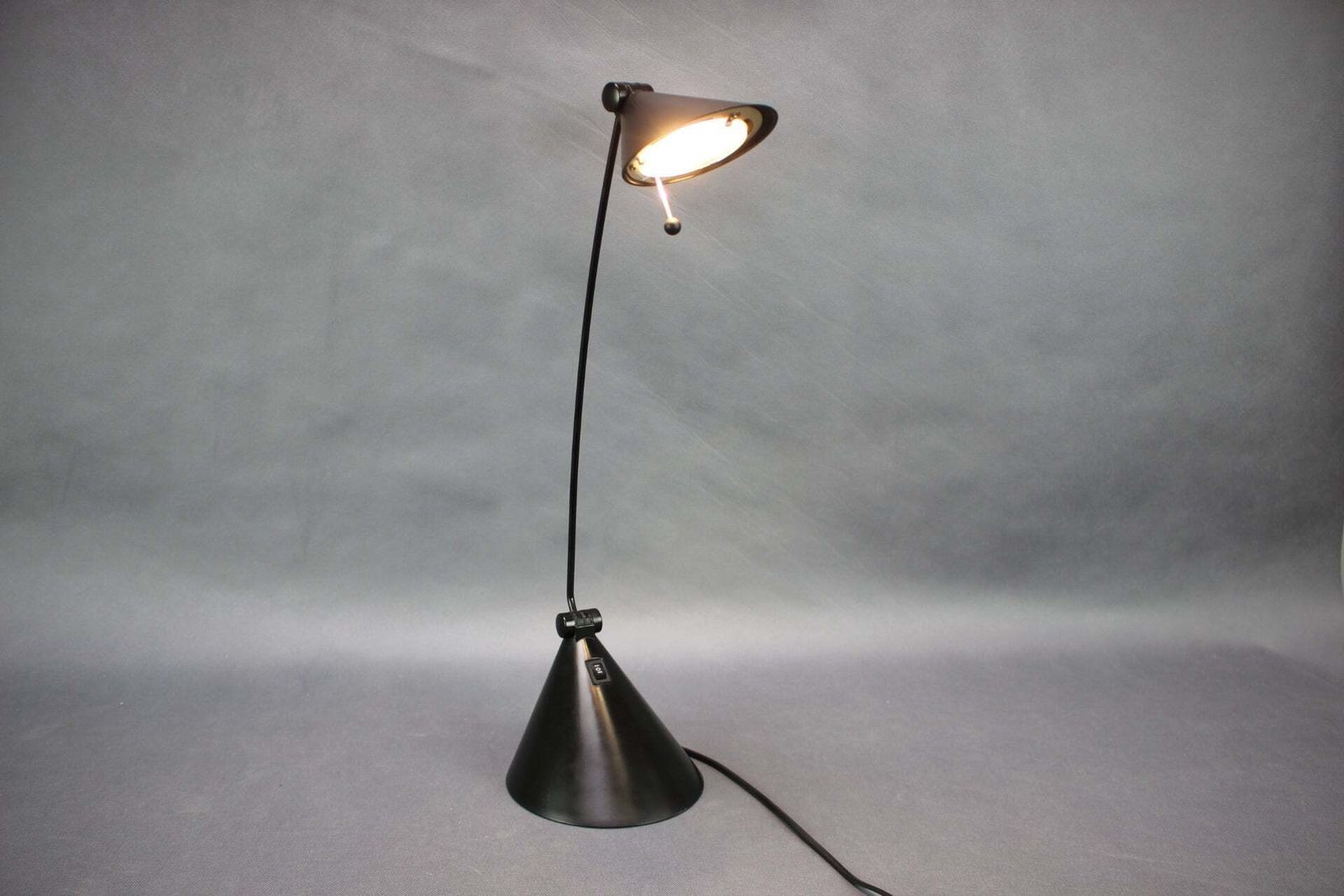 Luminaires Lampe de table italienne Candy Light réglable noire, années 1990 photo