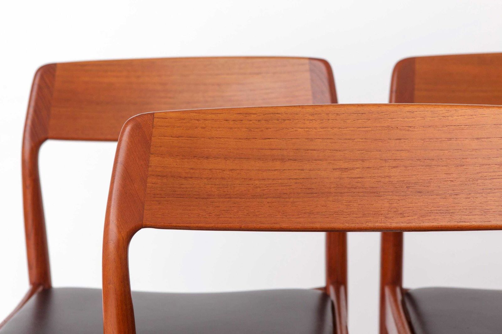 Set van 4 Deense Teakhouten Eetkamerstoelen van Scantic Møbelværk, Mid-Century Modern, jaren 1960 photo for sale