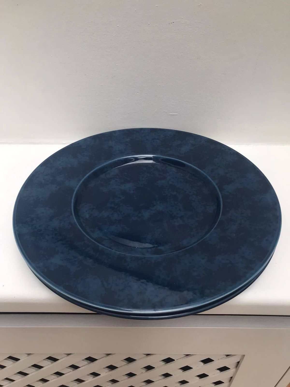 1 assiette de présentation Christofle en porcelaine marbrée bleue photo vinterior