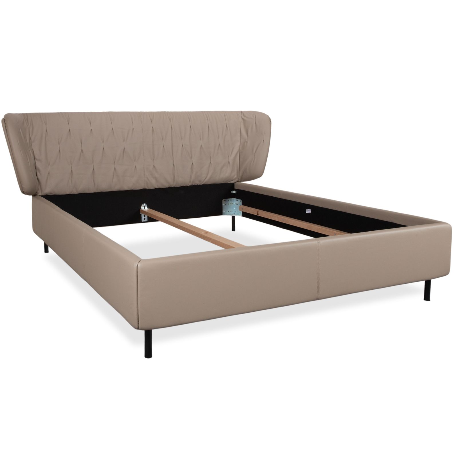 Rolf Benz Sono leren bed beige slaapkamer