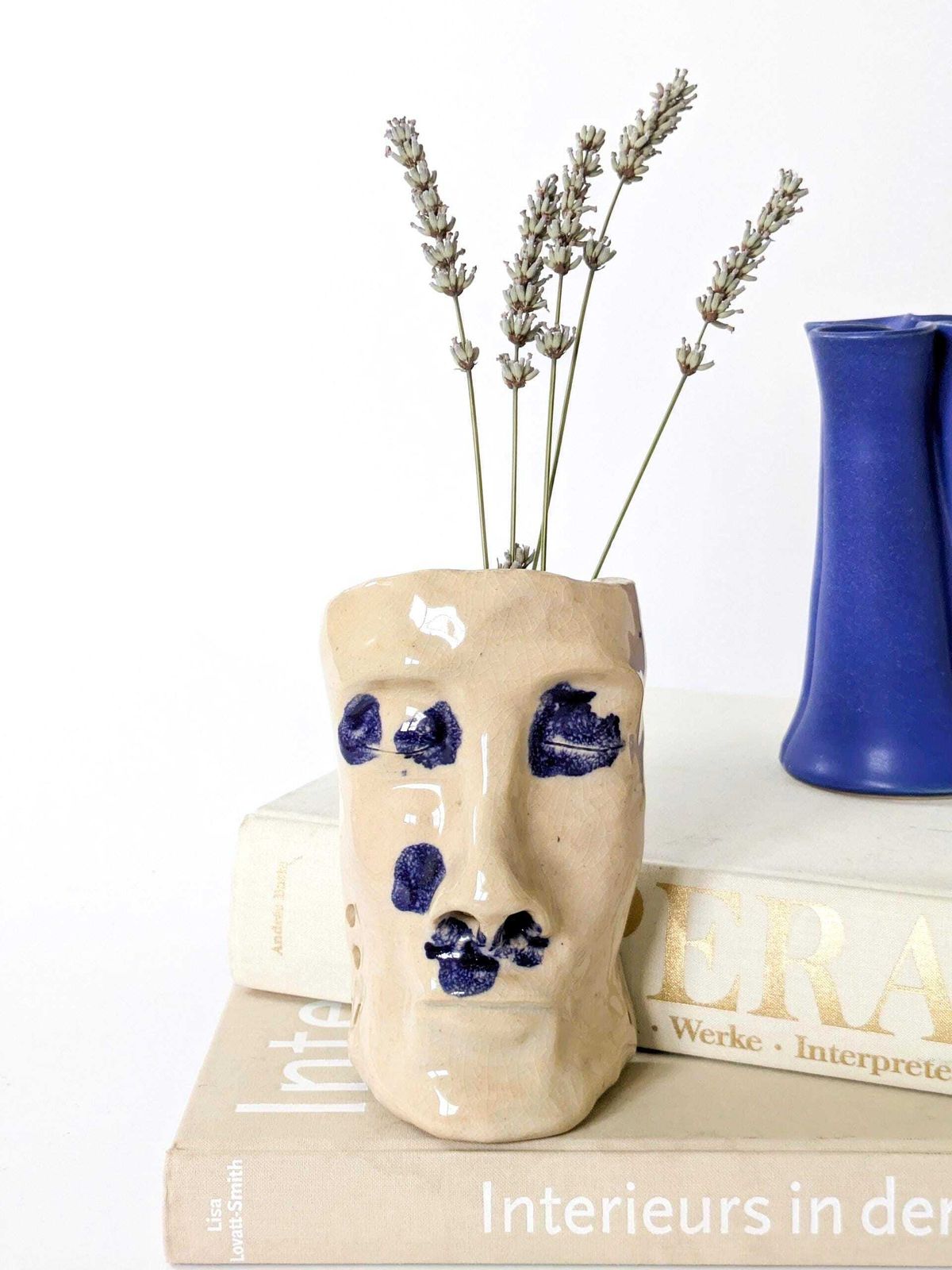 Woonaccessoires Vintage Studio Pottery Gezichtsmasker Wandhanger Vaas Sculptuur of Pennenhouder, Gesigneerd door Kunstenaar photo