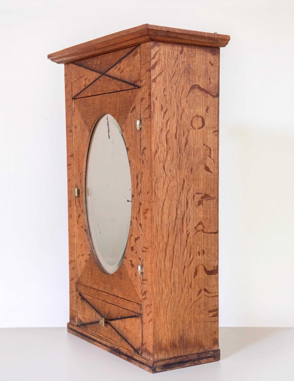 Armoire à pharmacie en bois d'époque, Art déco, murale avec miroir, vintage, cabinet de salle de bains photo vinterior