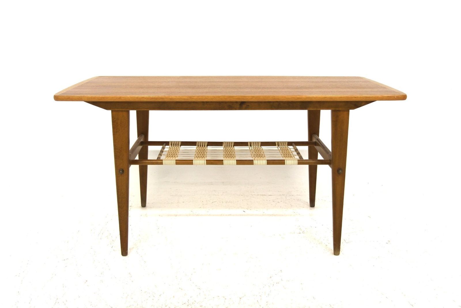 Table basse scandinave en teck, Suède, 1950 photo for sale