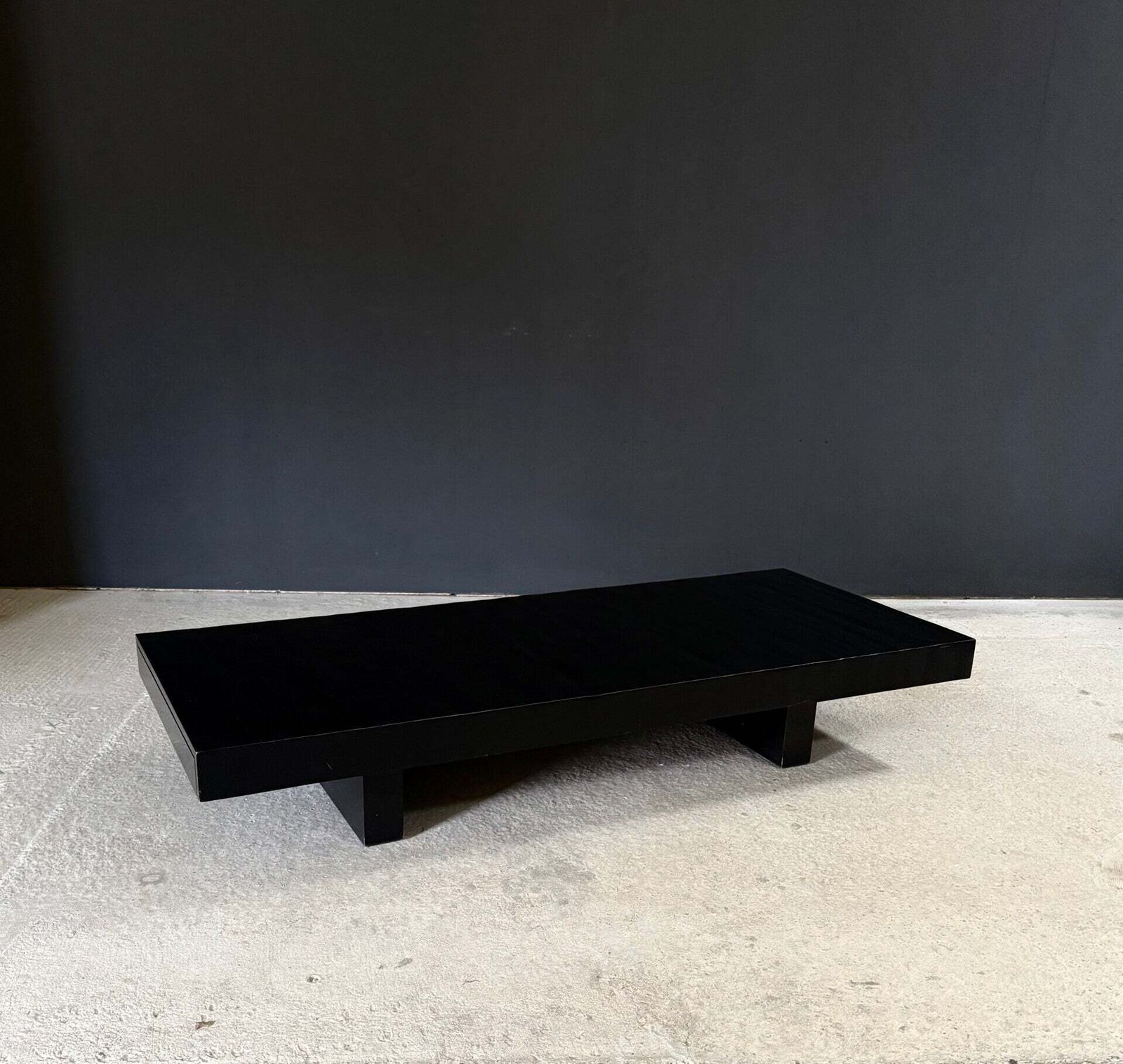 Postmodern Design Zwarte Bamboe Salontafel van Axel Vervoordt photo Meubels