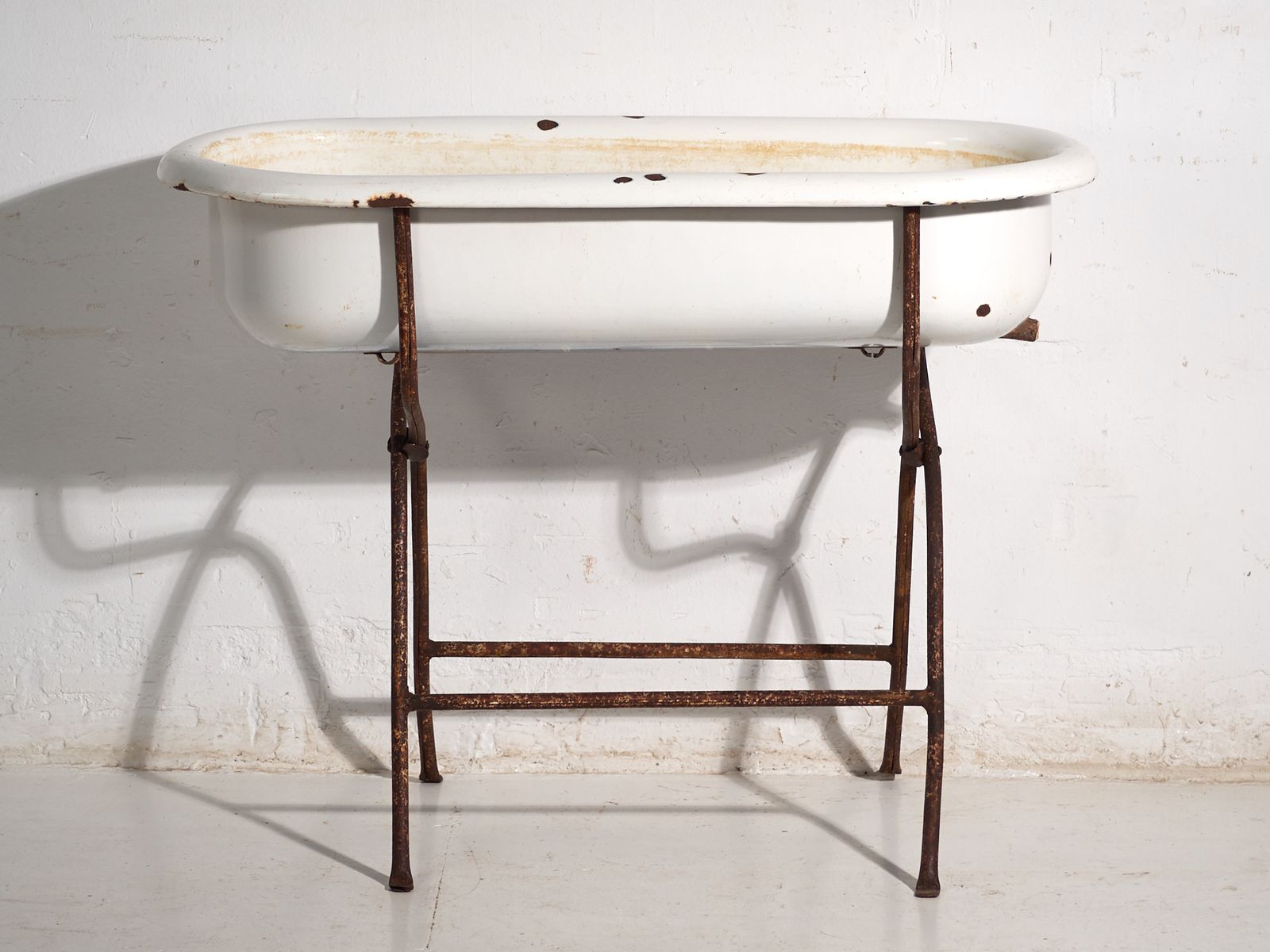 Antique Bathtub In Enamelled Iron – Central Europe, Circa 1950 #7 photo buy