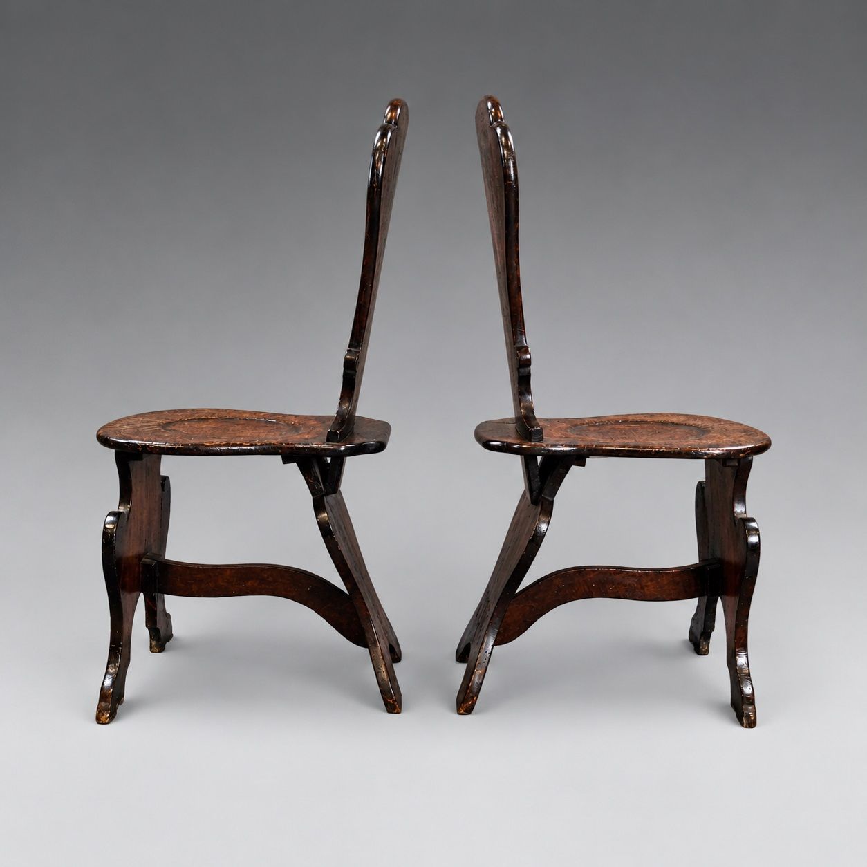 Een paar Sgabello hallenstoelen photo 1550.0