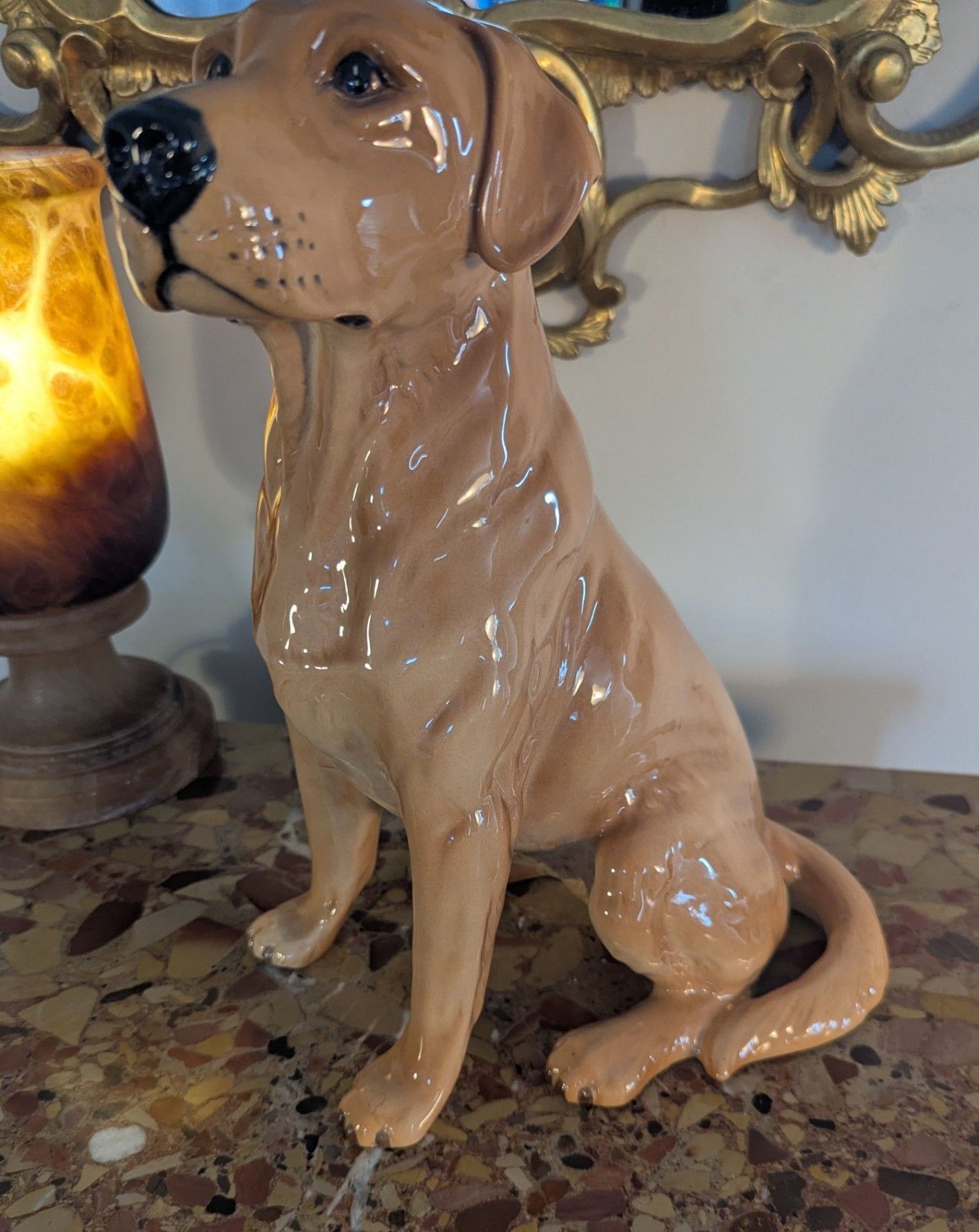 photo buy Figurine Beswick Labrador doré, marque du fabricant imprimée, livraison disponible, 0379