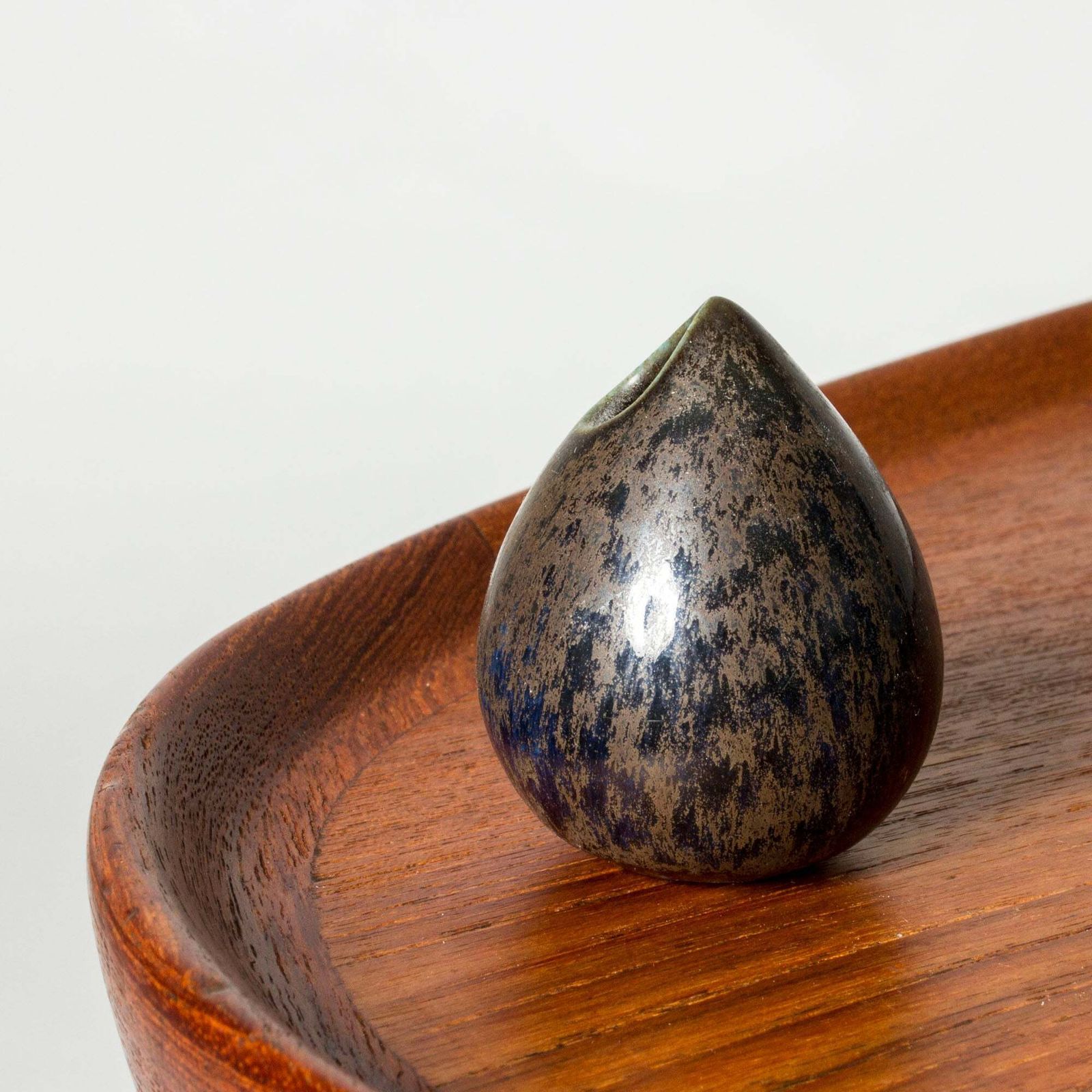 Stoneware "Gnurgla" miniatuurvaas, Stig Lindberg, Gustavsberg, Zweden, jaren 1950 photo vinterior