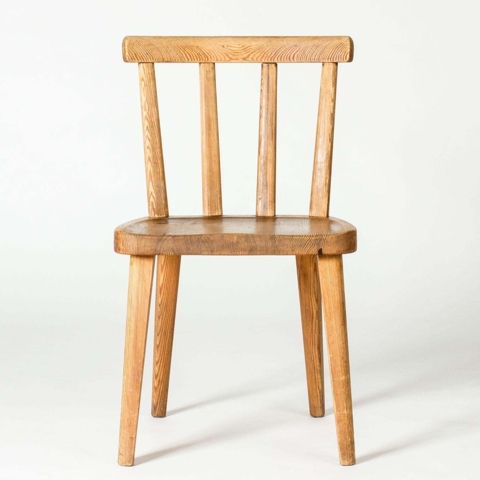 Set van vier "Utö" grenenhouten stoelen van Axel Einar Hjorth, Nordiska Kompaniet, jaren 1930 photo 24216.0