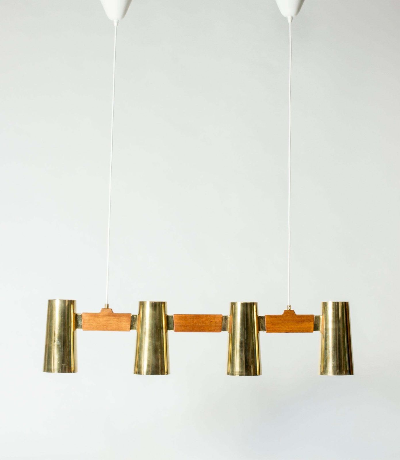 Suspension mid-century modern en teck et laiton, par Hans Bergström, Suède, années 1950 photo furniture