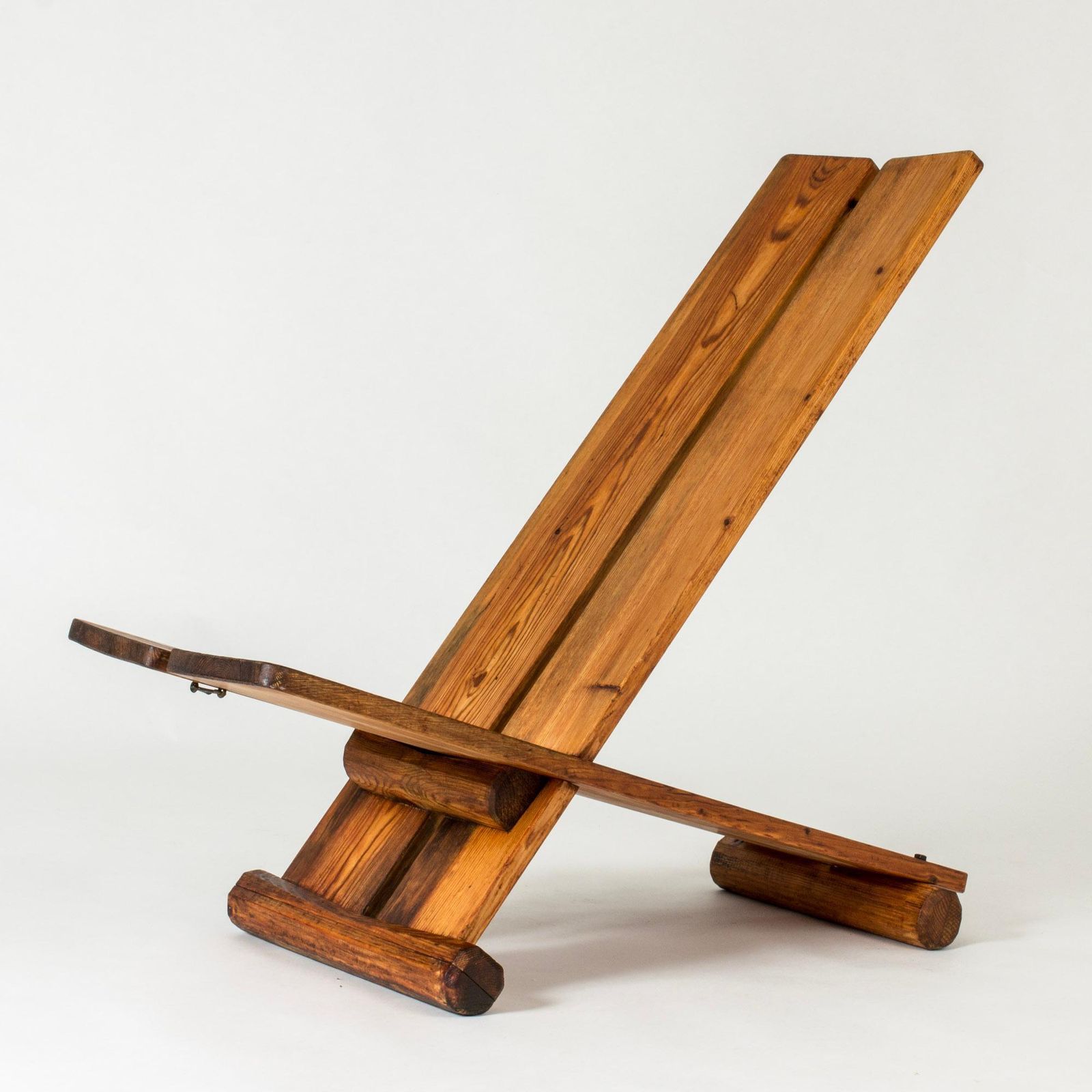 "Skoga" Pine Lounge Chair by Axel Einar Hjorth, NK, Sweden, jaren 1930 photo furniture