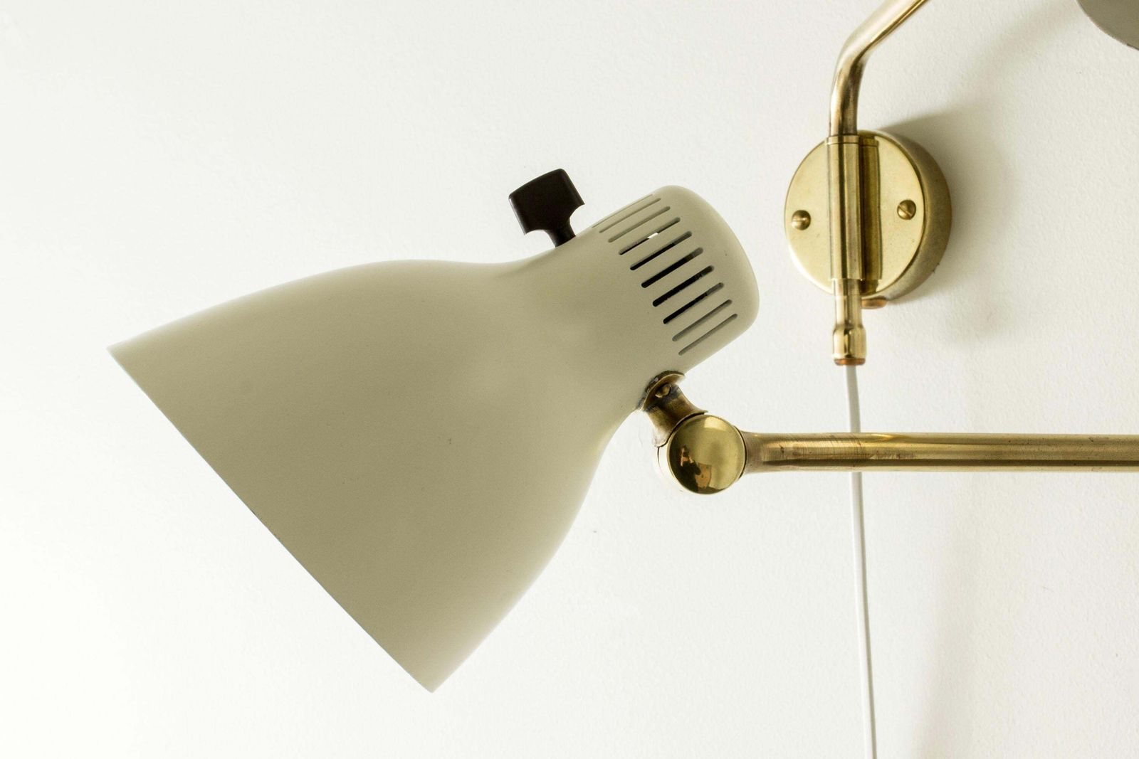 Mid-century wandlampen toegeschreven aan Hans Bergström voor Asea, Zweden, jaren 1950 photo vintage