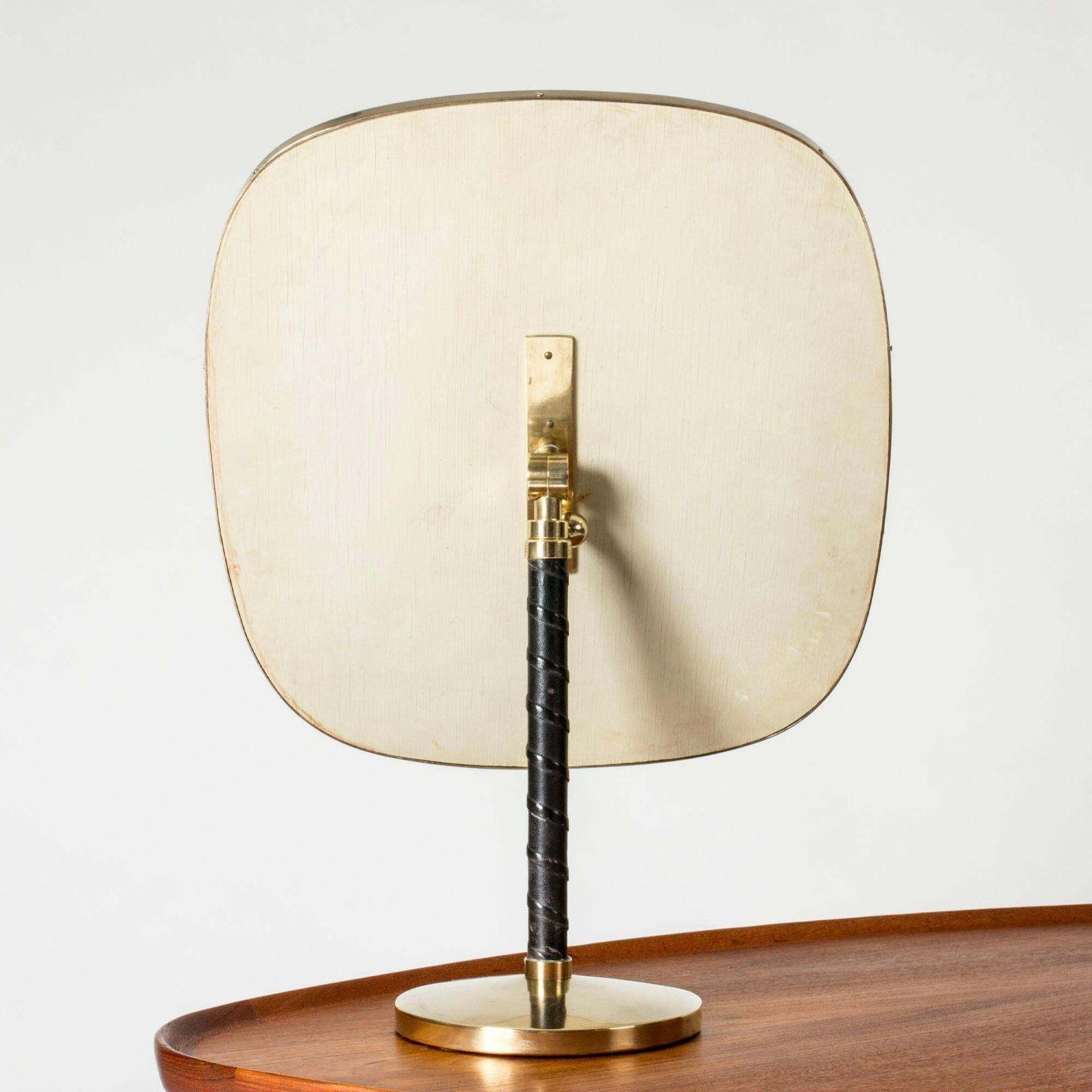 Miroir de table moderne scandinave par David Rosén pour Nordiska Kompaniet, Suède, années 1950 photo 4584.0