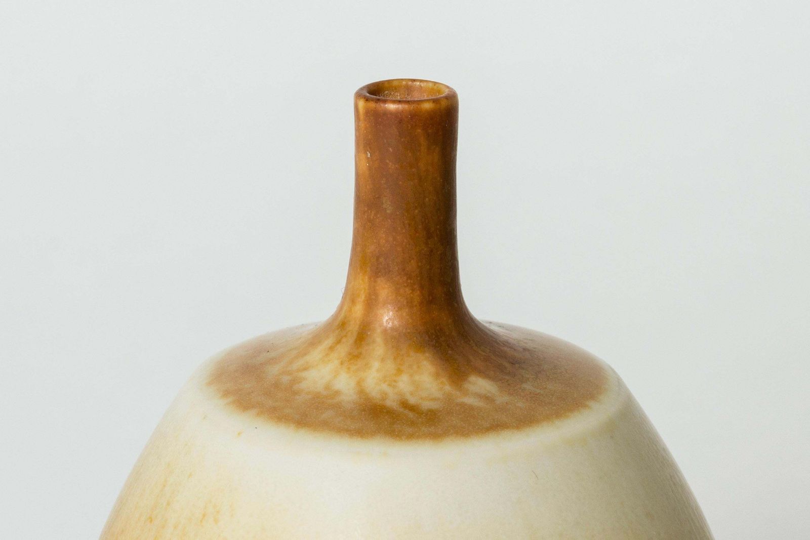 Midcentury Stoneware Vase By Berndt Friberg, Gustavsberg, Sweden, 1977 photo 1113.0