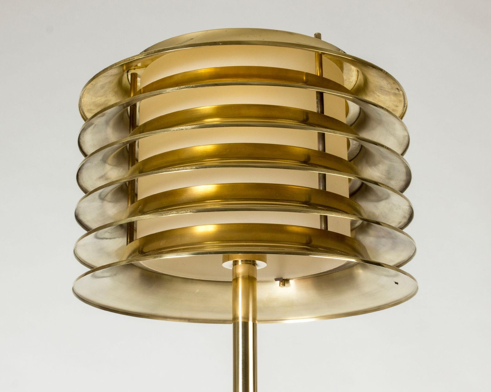 Finnish Midcentury Modern Brass Floor Lamp By Kai Ruokonen For Orno, 1970s photo vintage