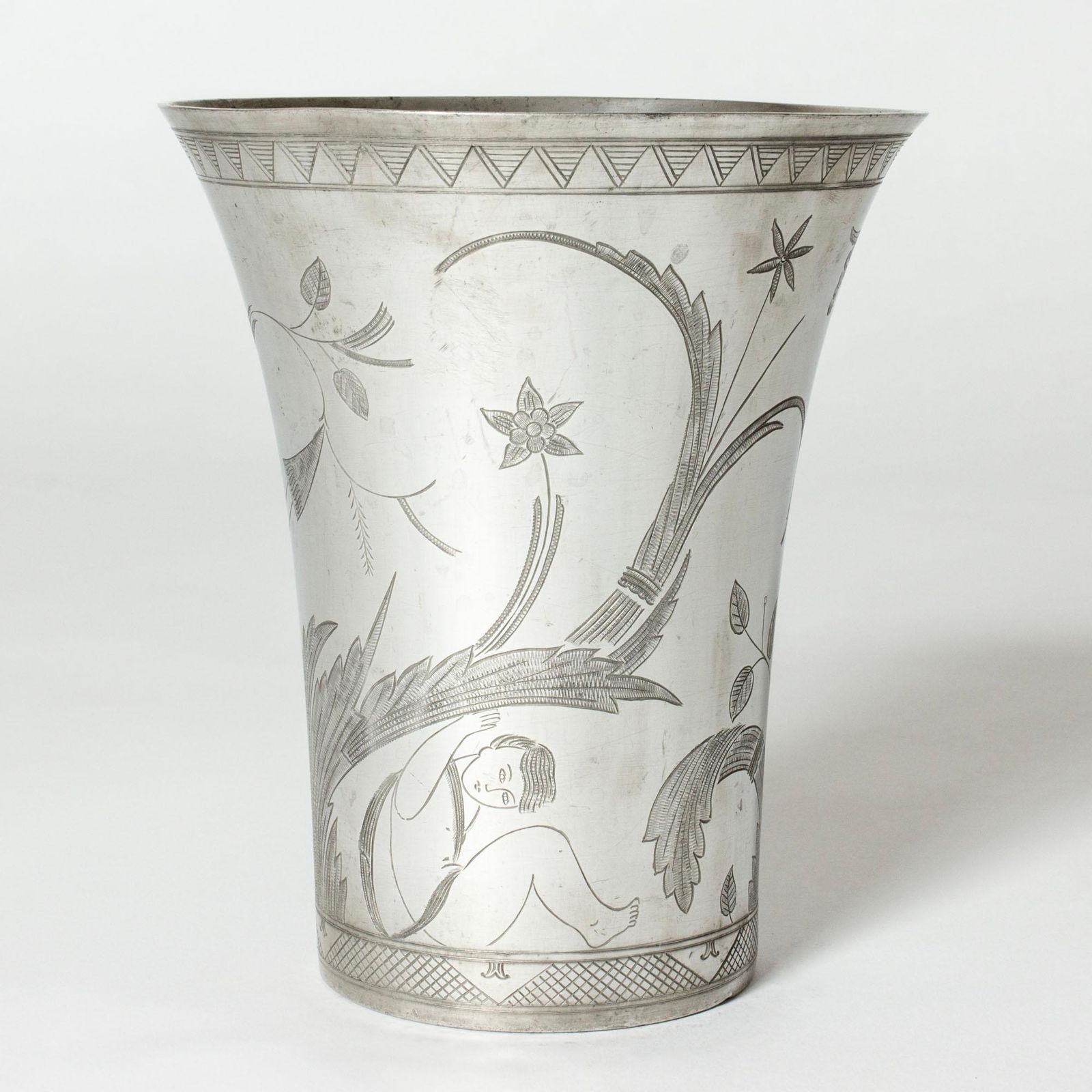 Swedish Grace Tinnen Vaas door Tyra Lundgren, Svenskt Tenn, Zweden, 1929 photo Woonaccessoires