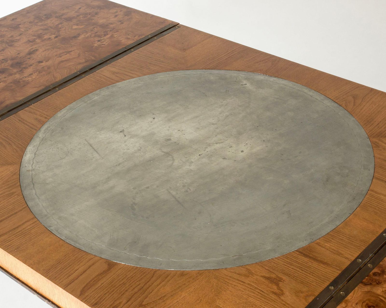 photo furniture Modernistisch bijzettafeltje van Erik Chambert, Zweden, jaren 1930