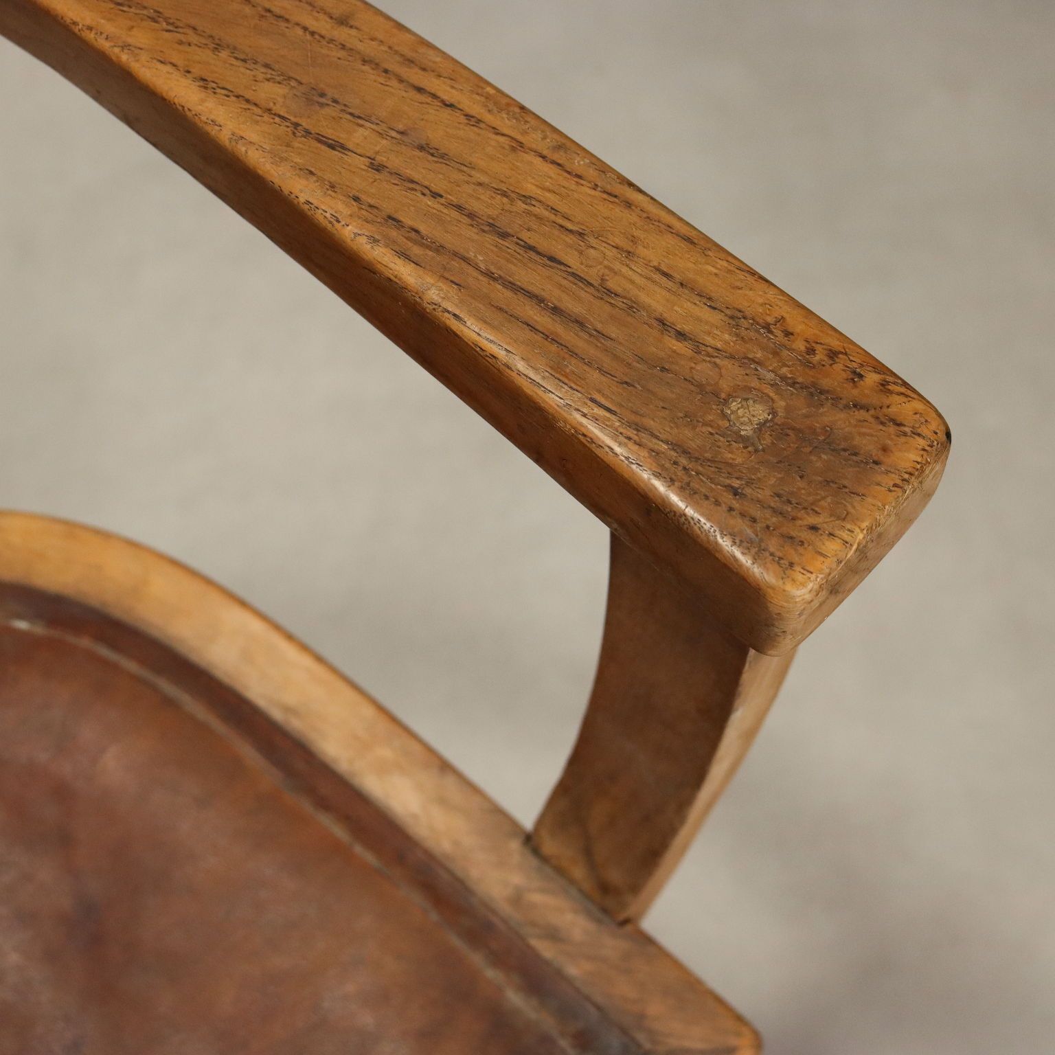Art Nouveau eiken fauteuil photo vinterior