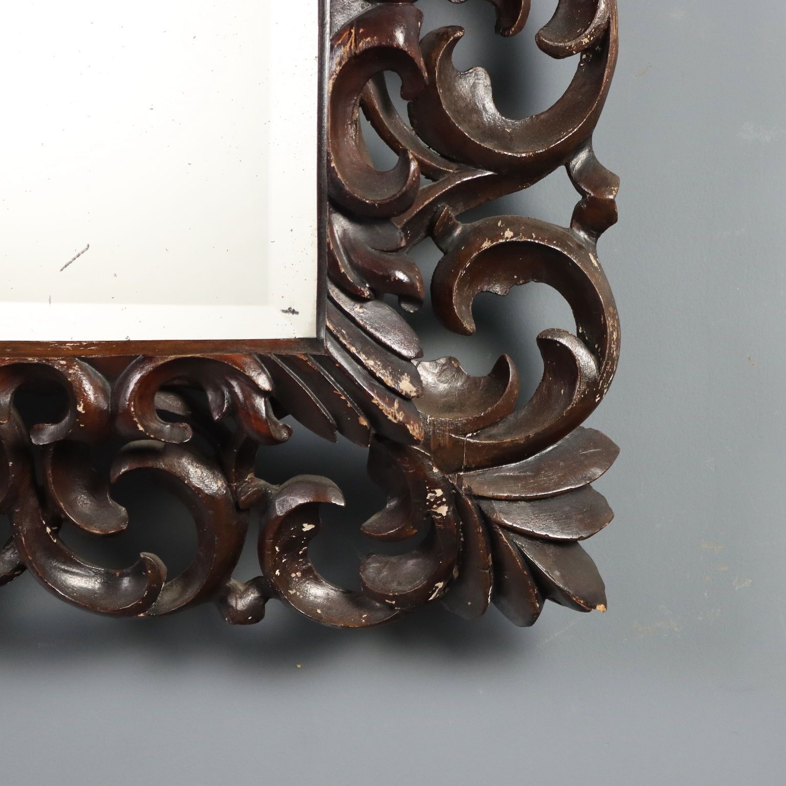photo furniture Miroir de style baroque en bois laqué, Italie, début du XXe siècle