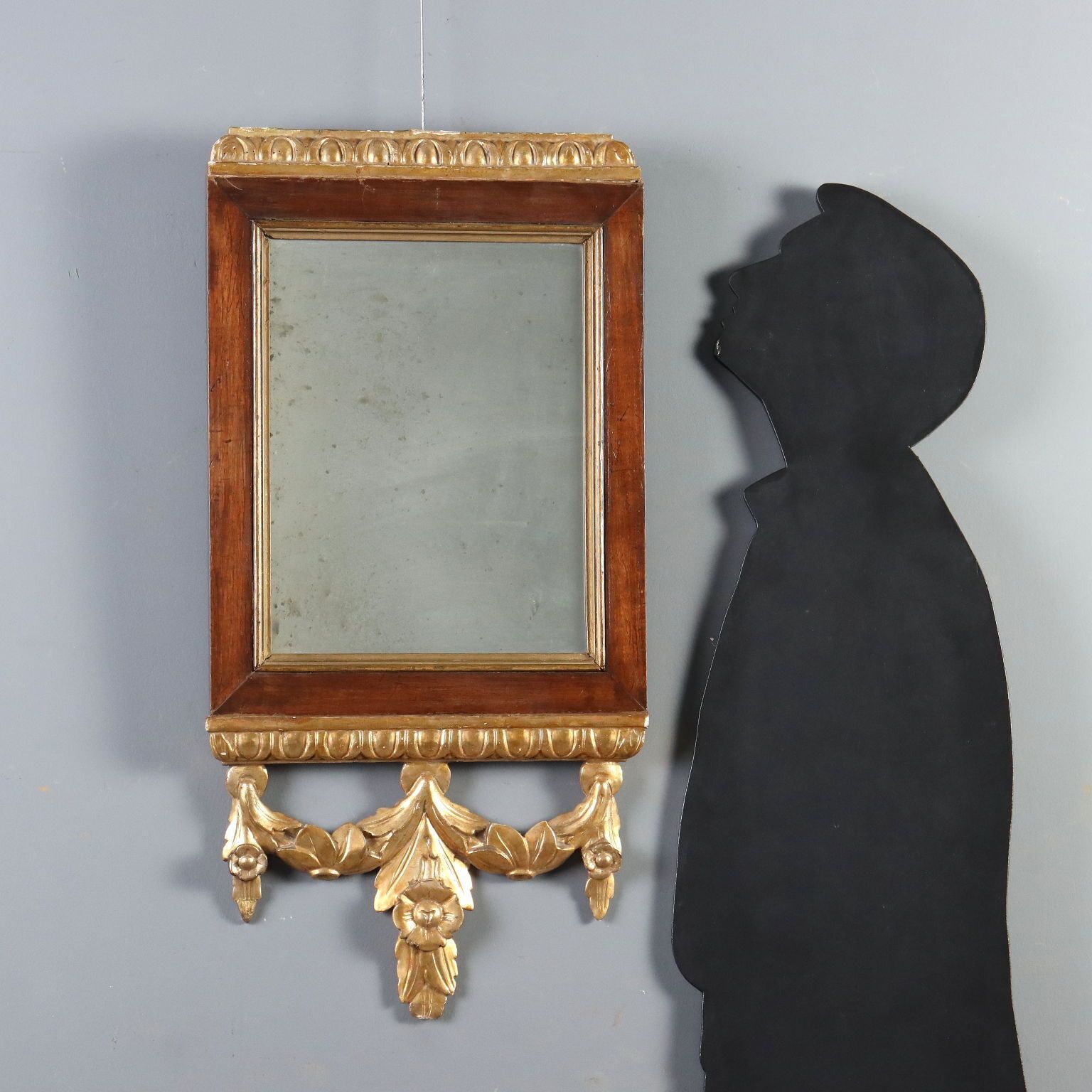 Miroir d'époque en noyer sculpté doré, Italie, XIXe siècle photo furniture