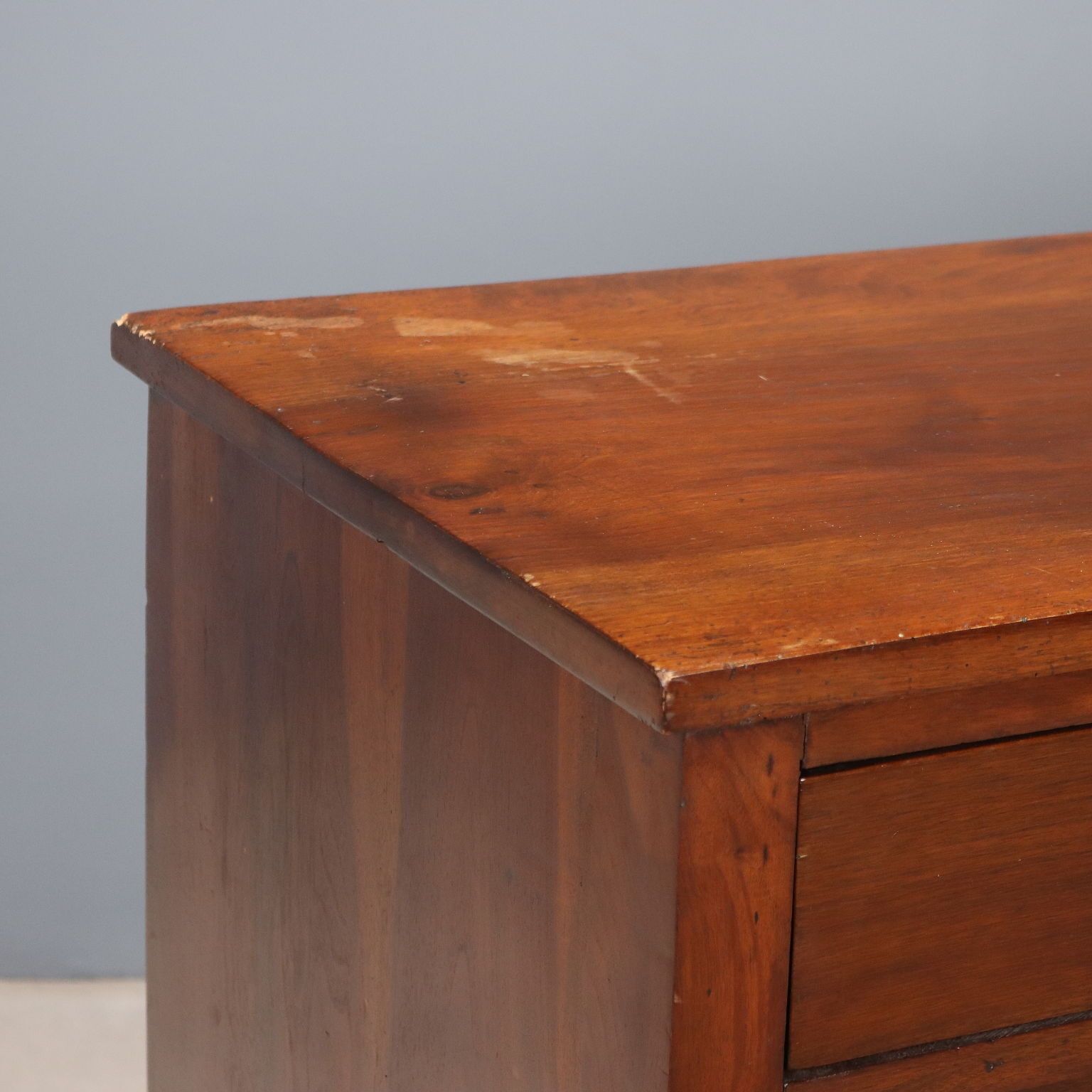 Commode d'époque en noyer 3 tiroirs, Italie, XIXe siècle photo 760.0