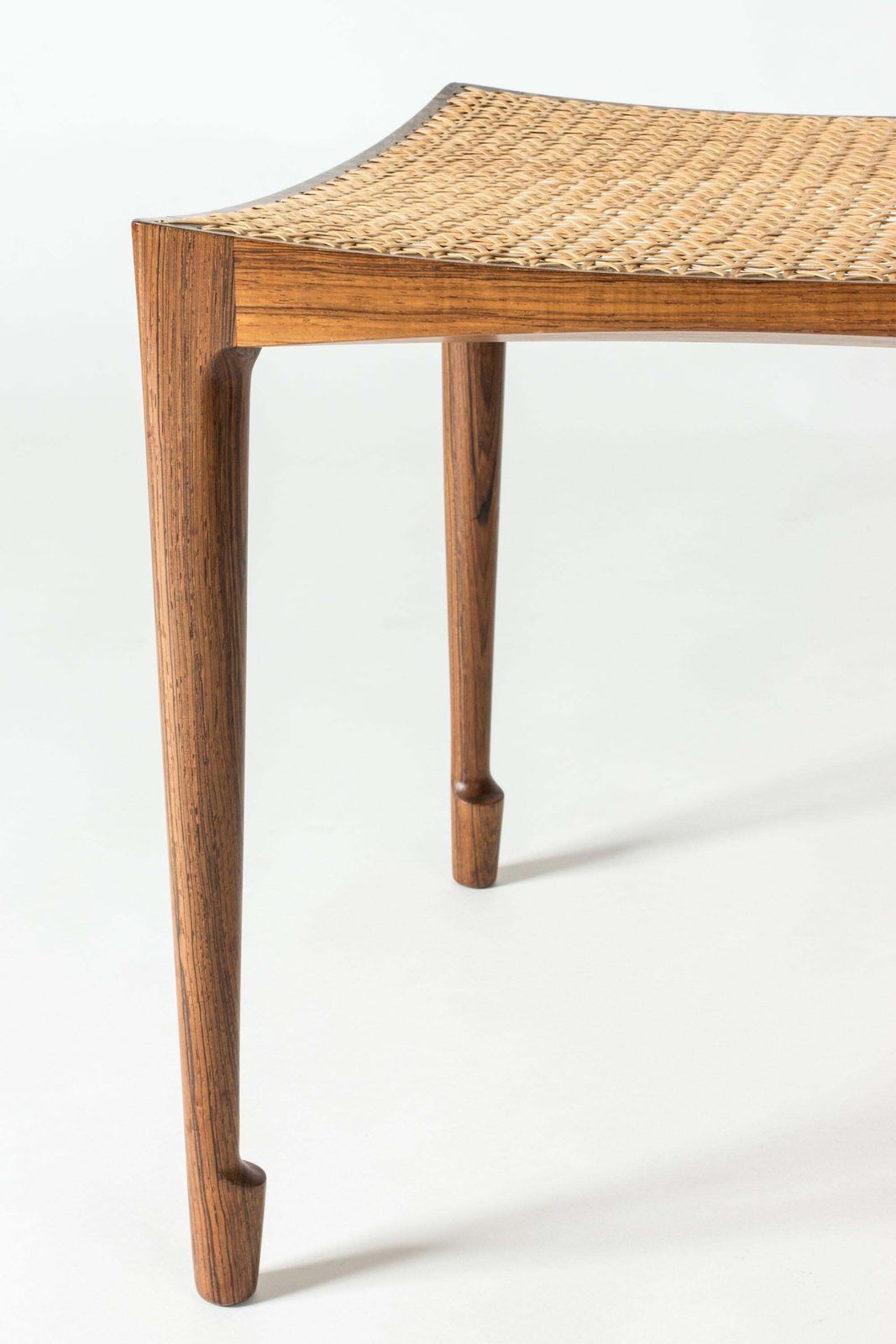 Tabouret scandinave moderne en rotin par Bernt Petersen, Danemark, années 1950 photo Mobilier